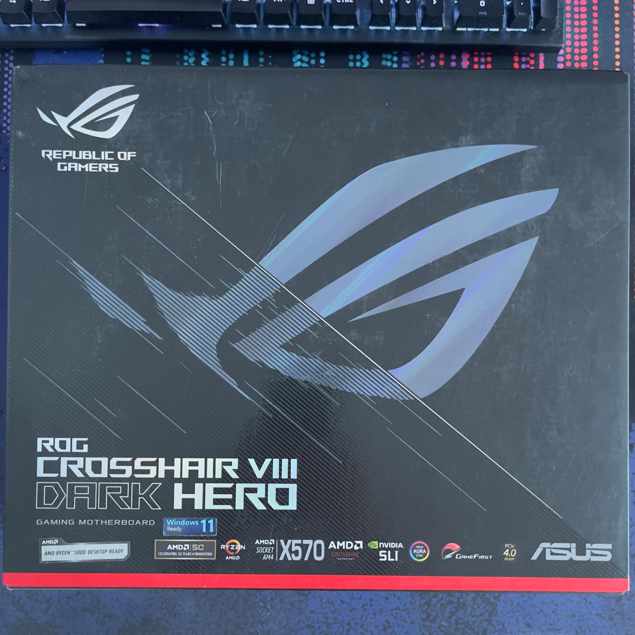 ⚠️LIKE NEW⚠️ Asus X570 ROG Crosshair VIII Dark Hero ATX AM4 Motherboard