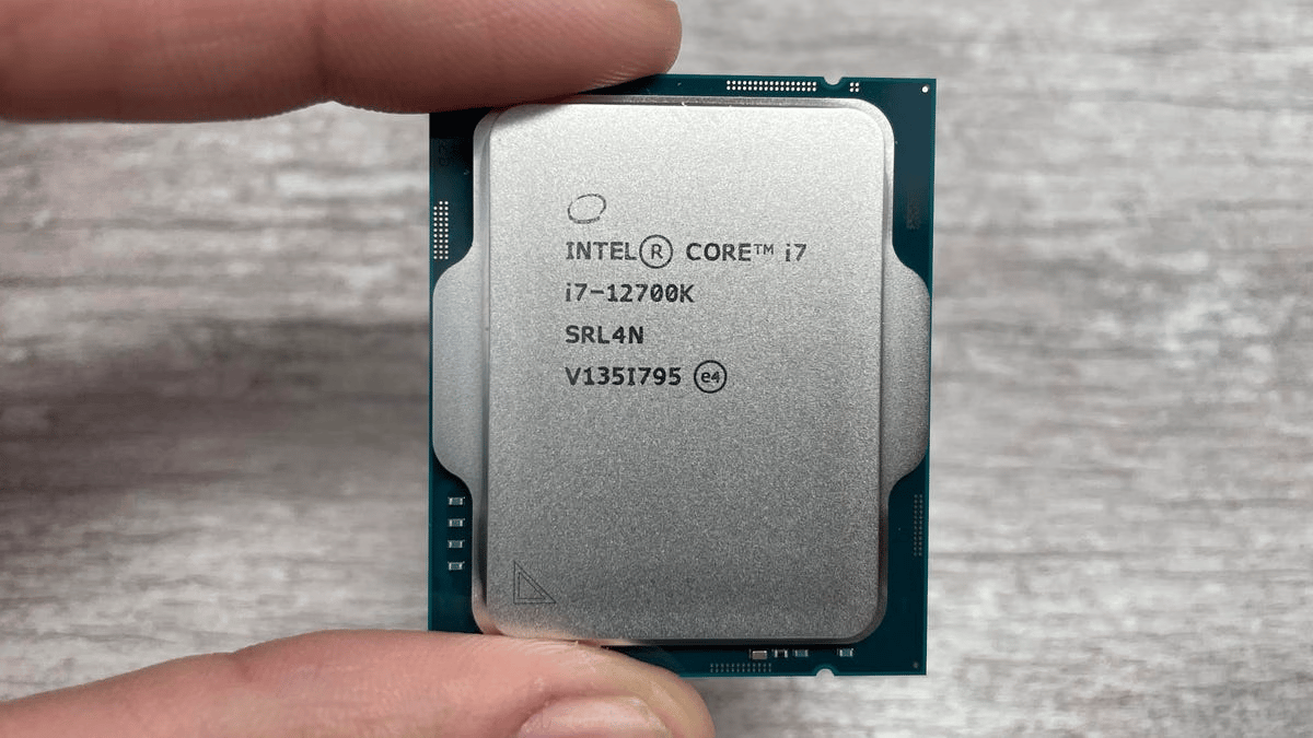 Intel Core i7-12700k LGA1700 with Cooler