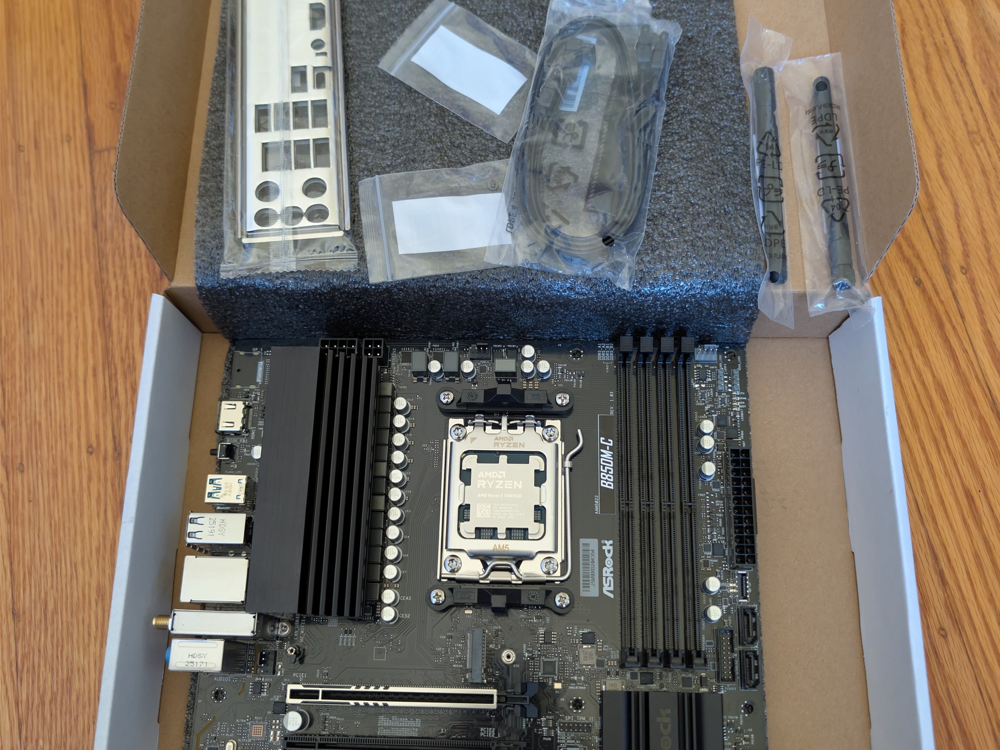 AMD Ryzen 5 7500X3D + ASRock B850M-C AM5 Motherboard Bundle