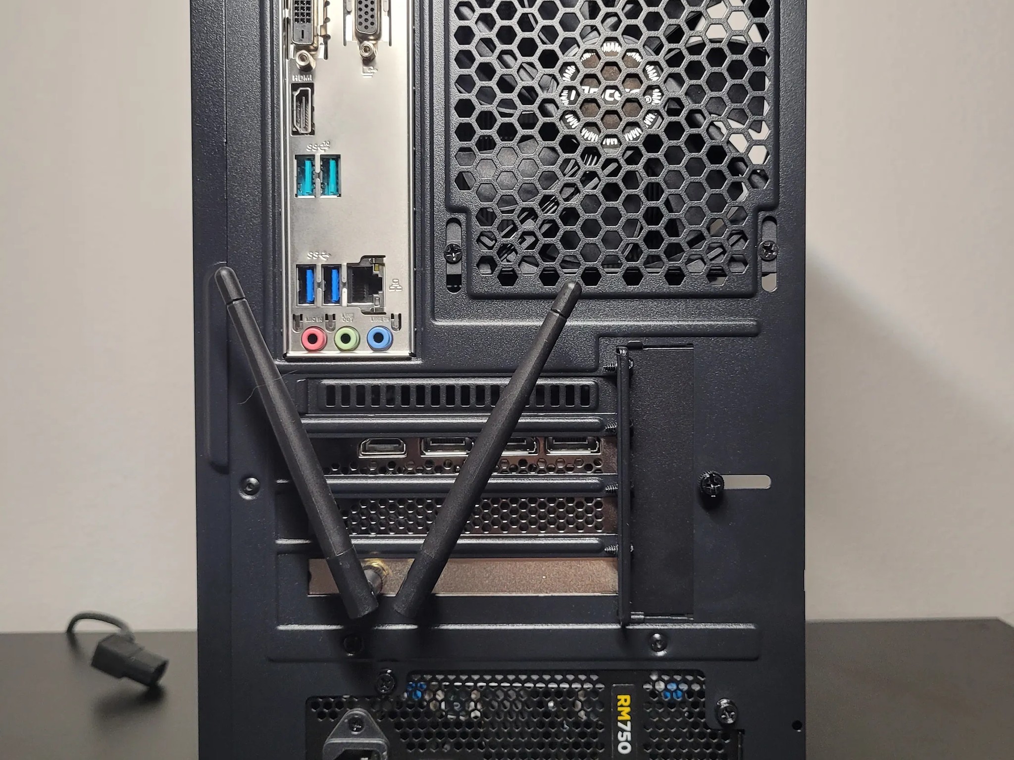 ARGB Midrange Gaming PC // RTX 3070 // Ryzen 5 3600 // 32GB DDR4 // 1TB NVME // WIFI + BT