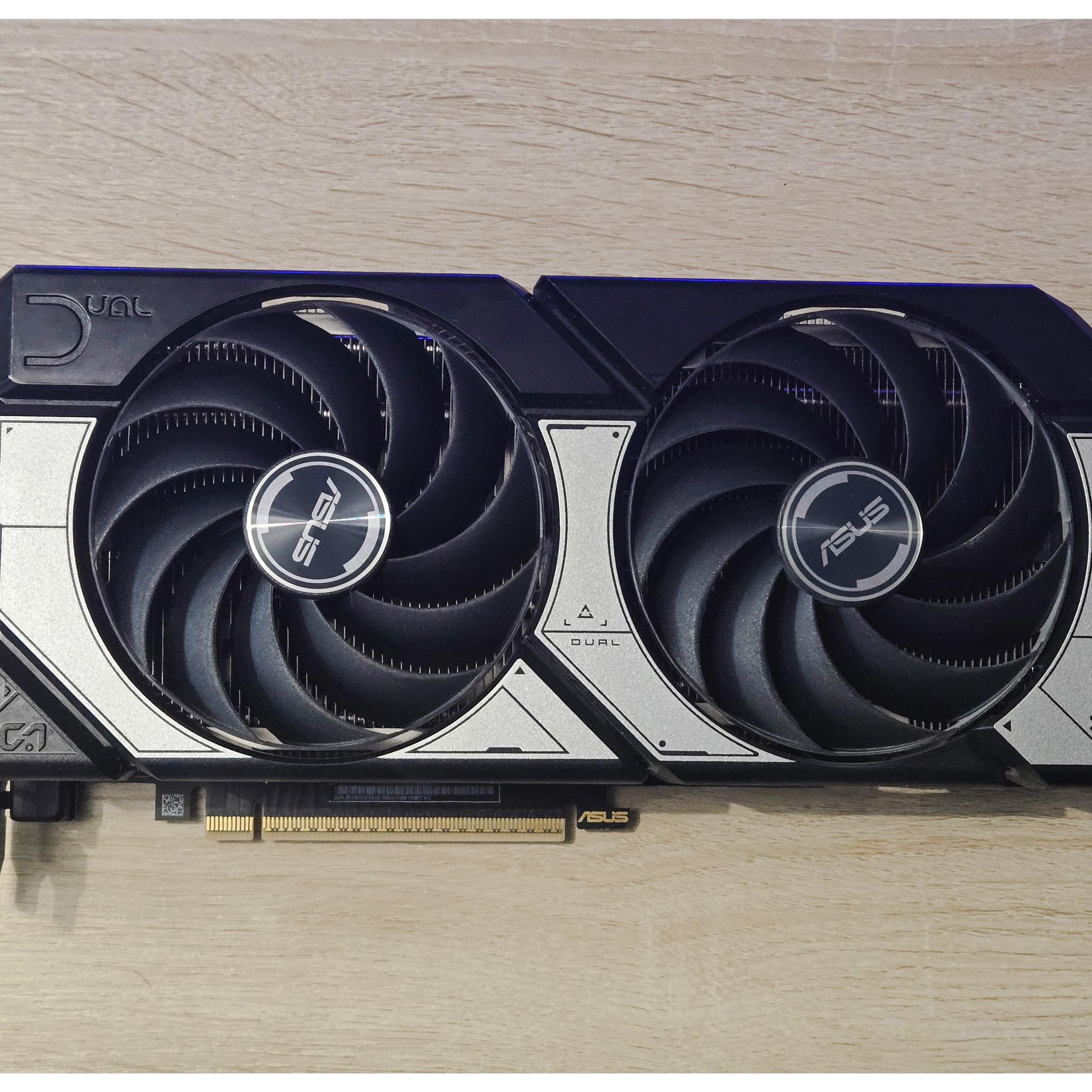 ASUS Dual RTX 5070 12GB OC