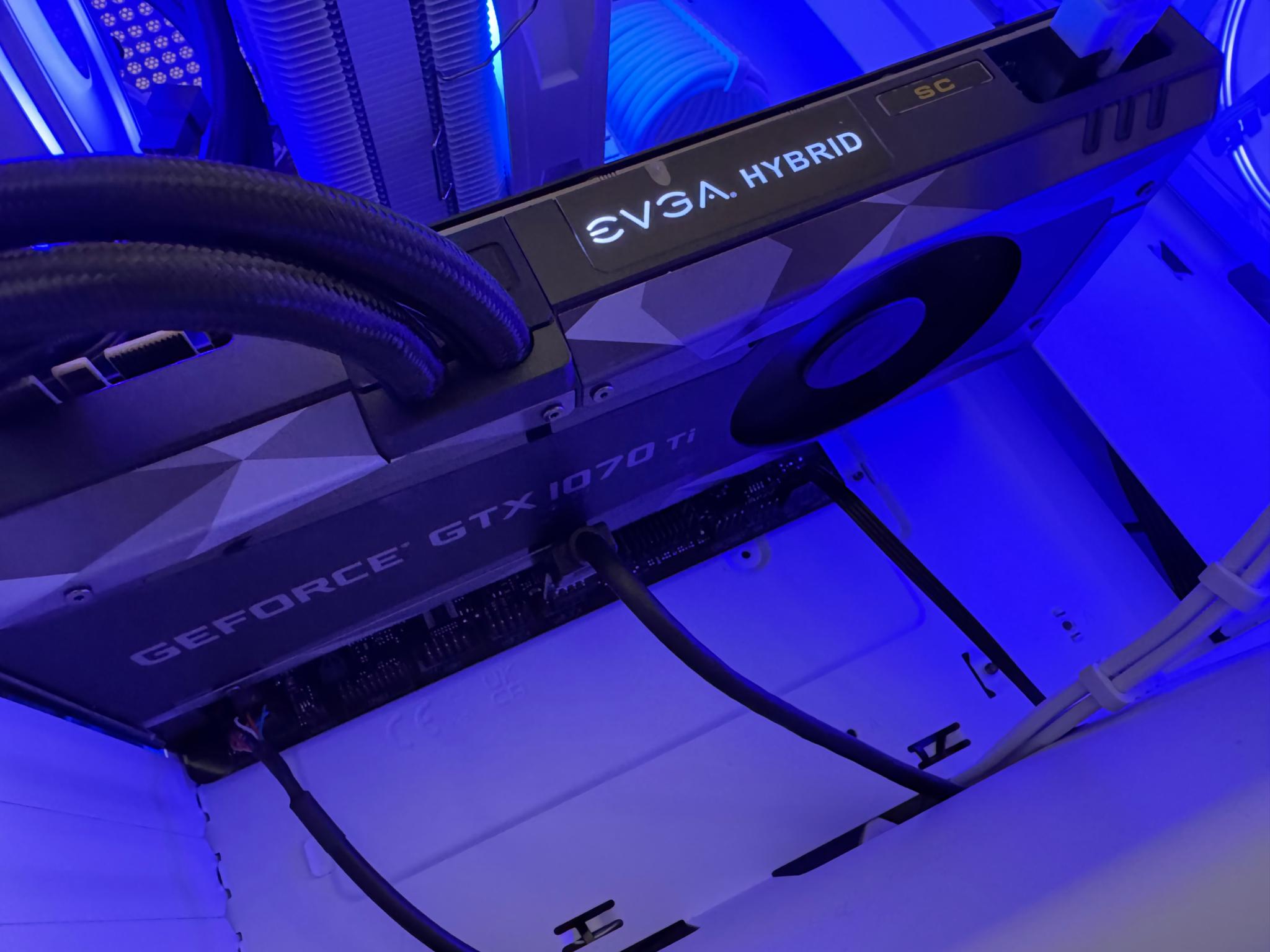 GeForce GTX 1070 TI SC Hybrid 8GB
