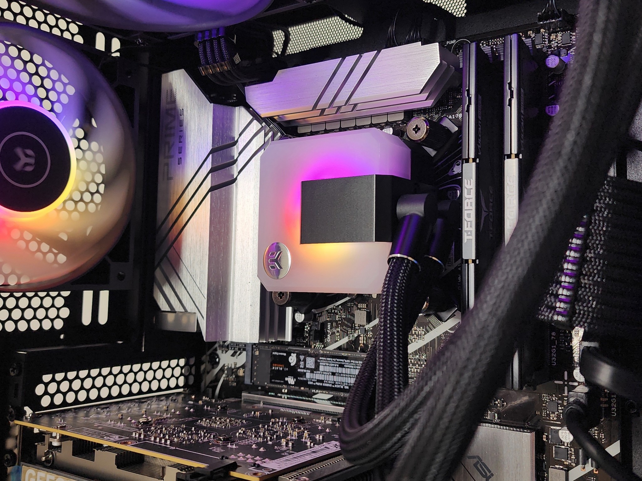 Gaming PC i5-14400F 16GB RAM 1TB SSD RTX 5060  8GB Windows 11 Computer