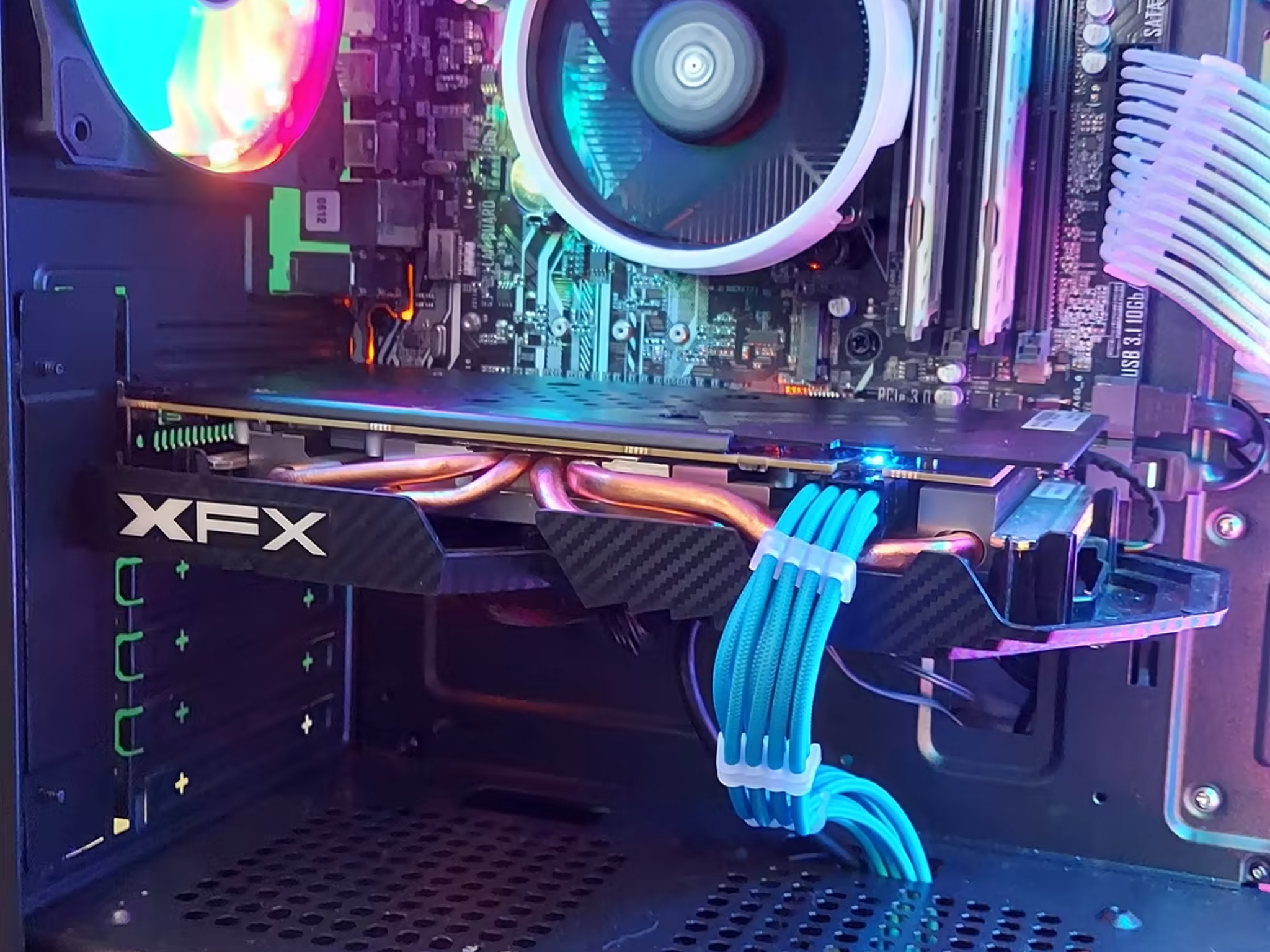 "Aura" Gaming PC - Ryzen 2600x, RX 580 8GB, 16GB RAM