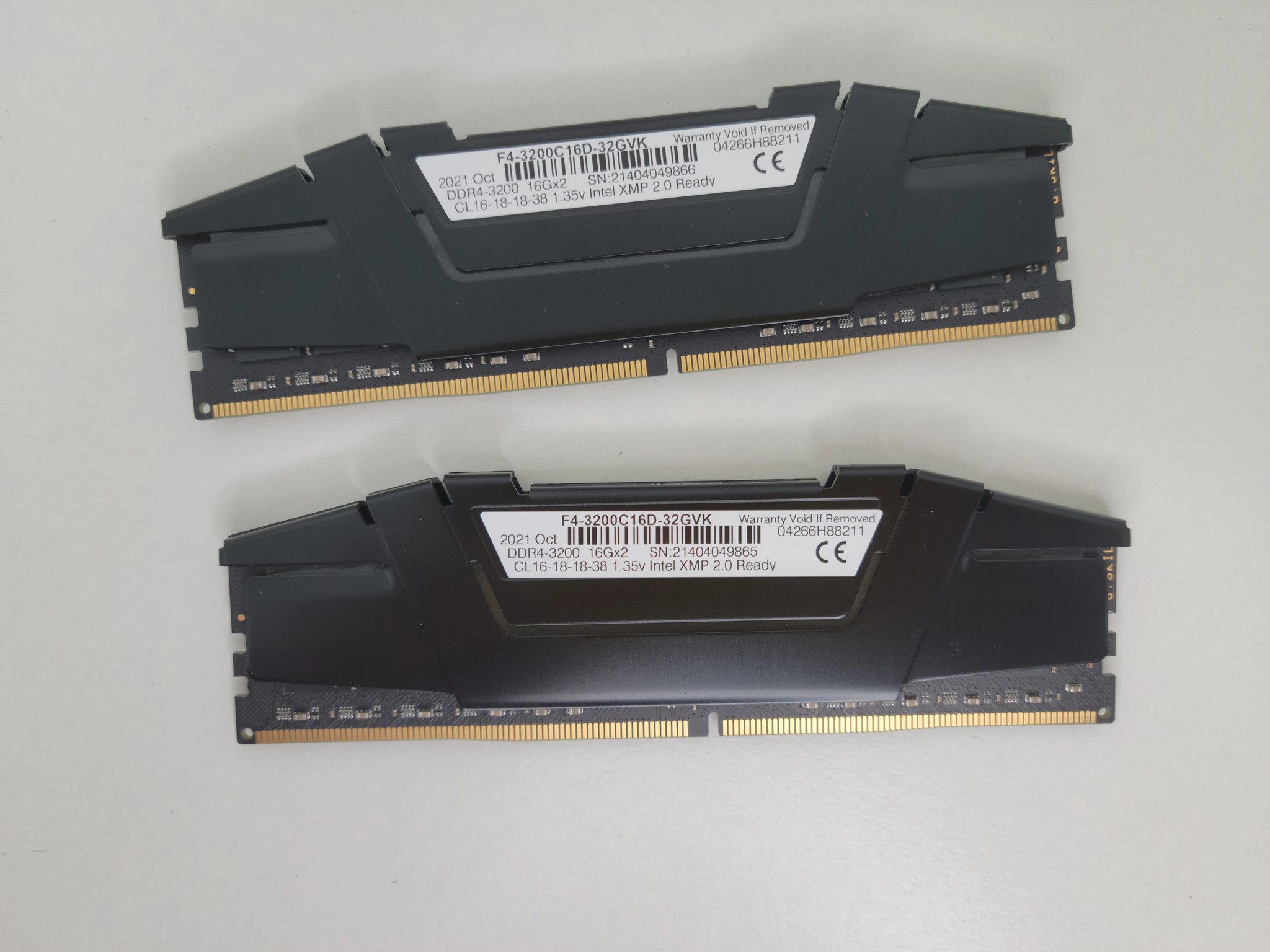 G.Skill Ripjaws V 32GB (2 x 16GB) DDR4-3200 CL16