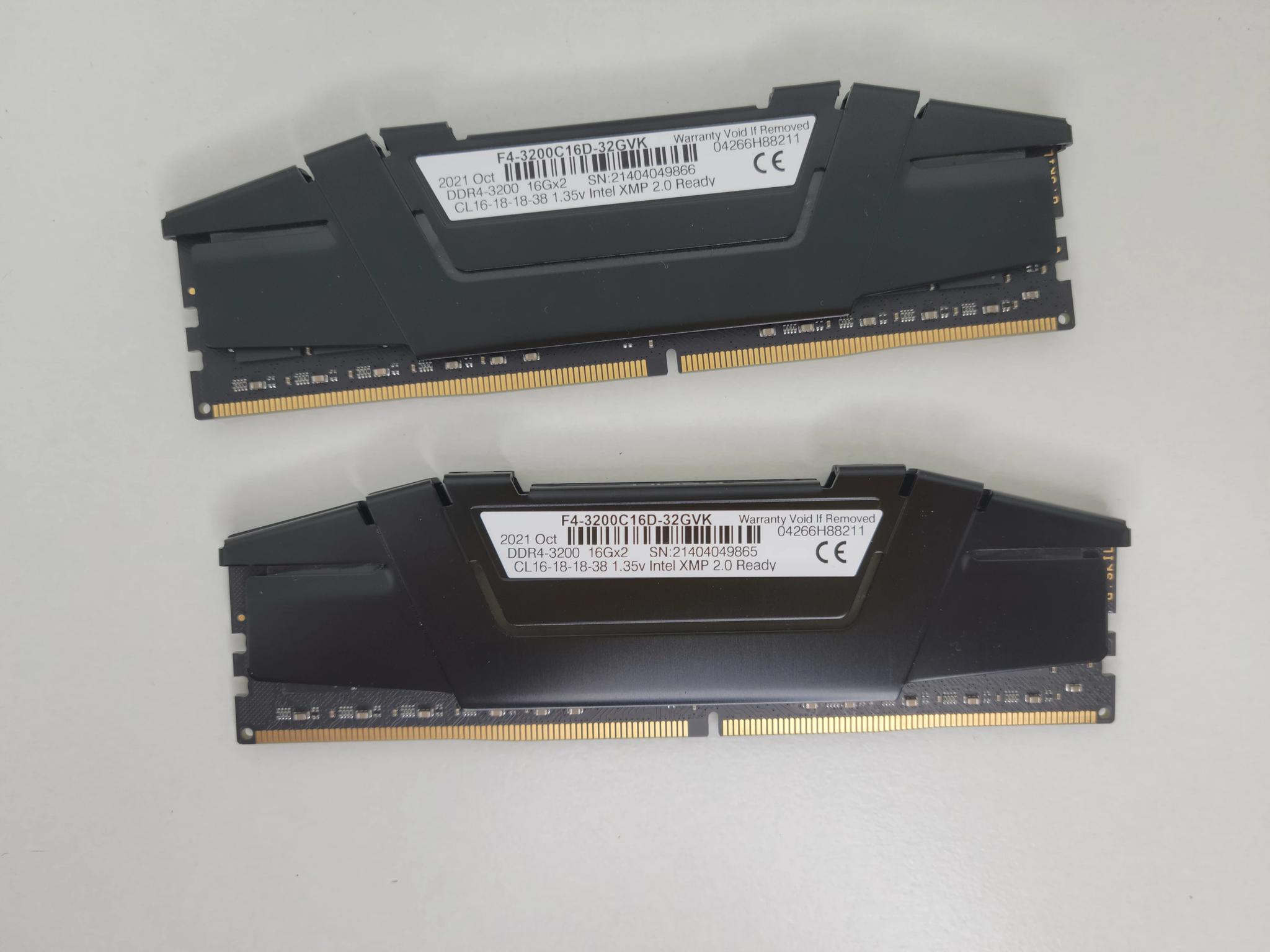 G.Skill Ripjaws V 32GB (2 x 16GB) DDR4-3200 CL16
