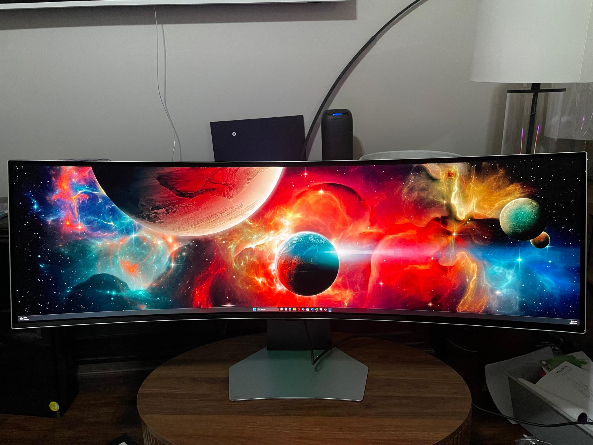 NEW Samsung Odyssey QD-OLED 49" DQHD (5120x1440) 240Hz UltraWide Curved Screen Gaming Monitor