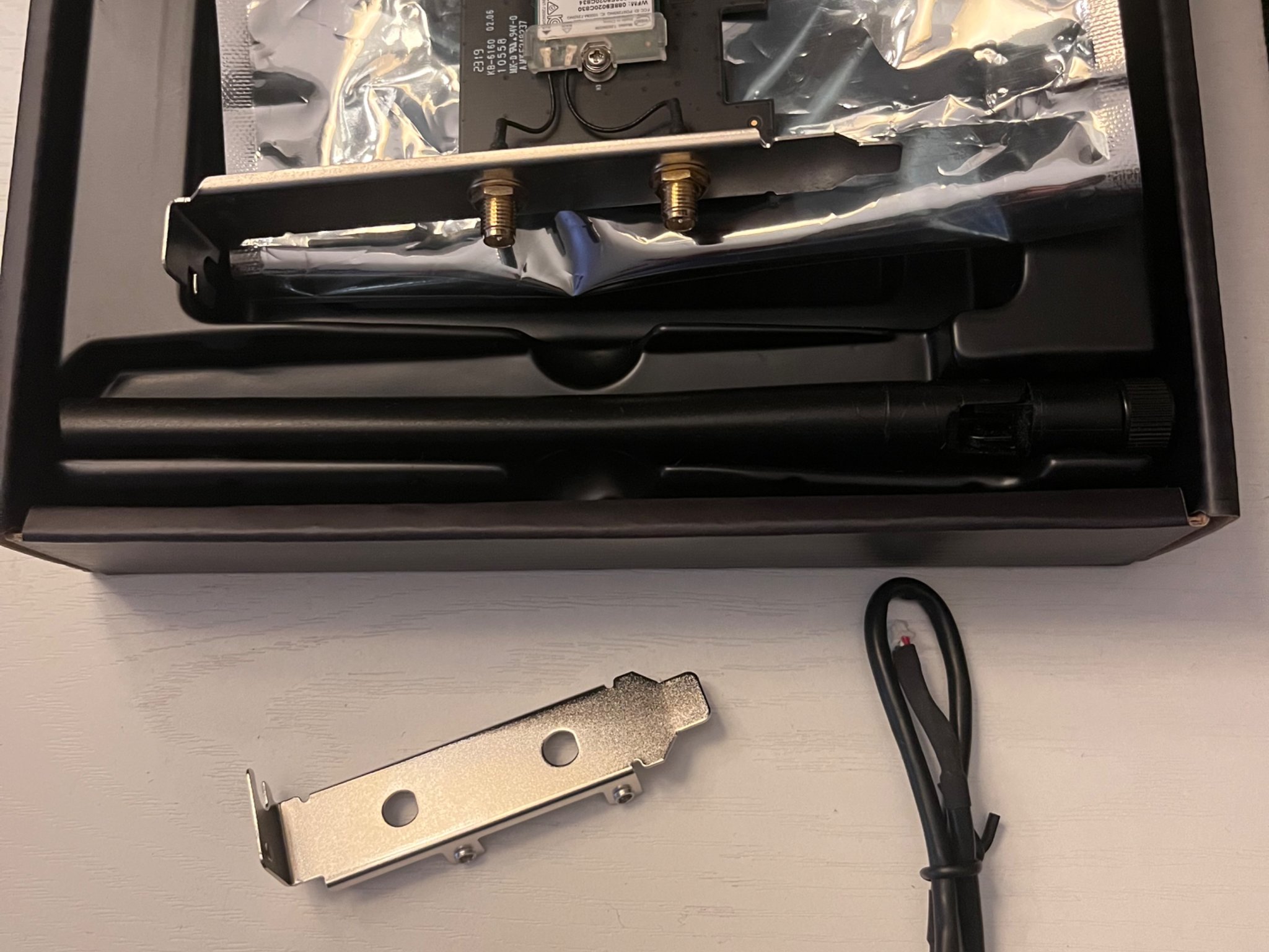 Wifi / bluetooth pcie card