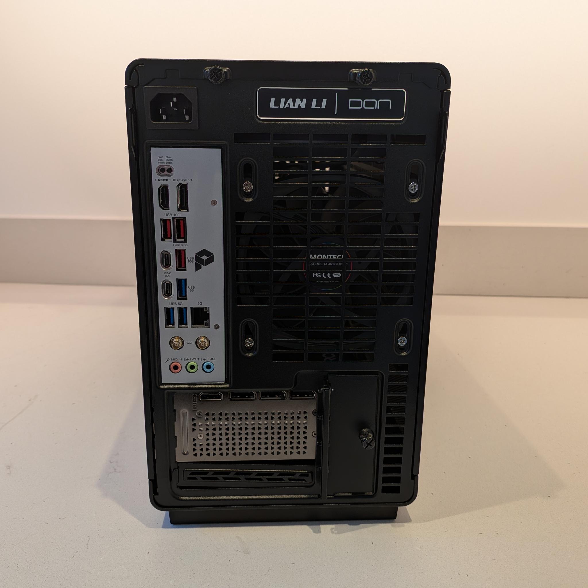 4K Stargate - RTX 5070 Ti, Ryzen 7 9800X3D, 32 GB DDR5, 2 TB Gen 4 NVME, RGB, Liquid Cooled