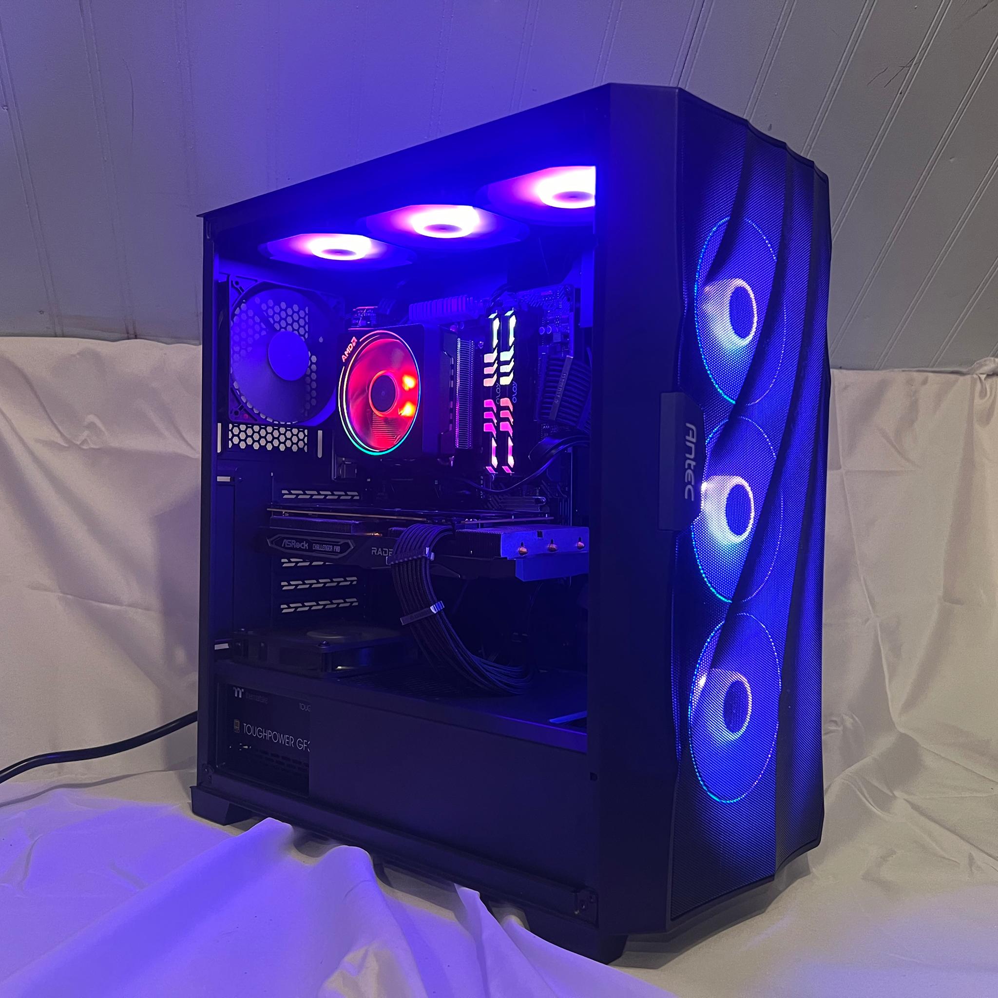 "The Dark Night" / Ryzen 7 3800XT, RX 6700XT, 1tb Gen4, 32gb ddr4 gaming pc with free keyboard