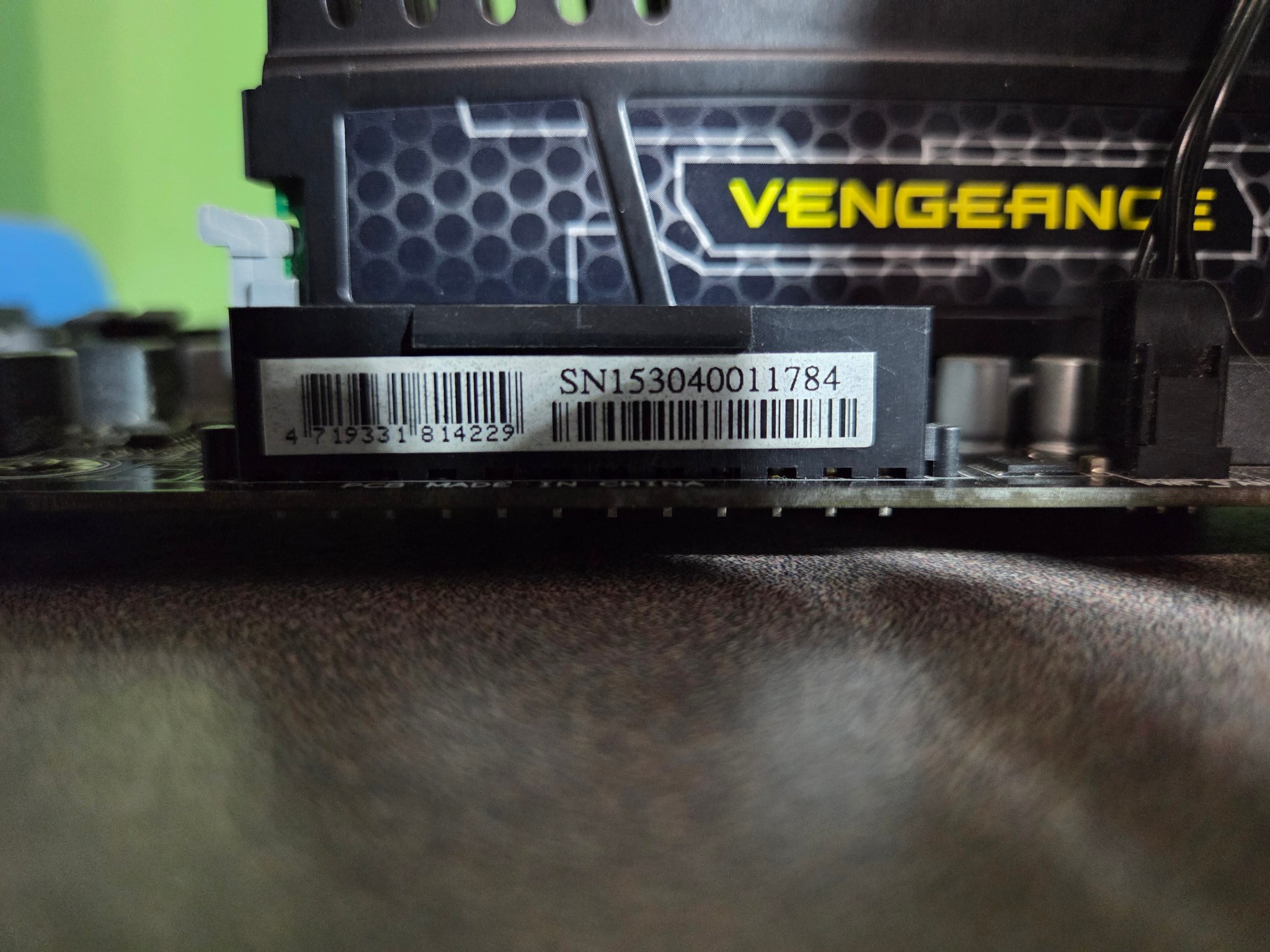 Bundle: Gigabyte GA-970A-DS3P | AMD FX-8320 | 16GB Corsair RAM DDR3