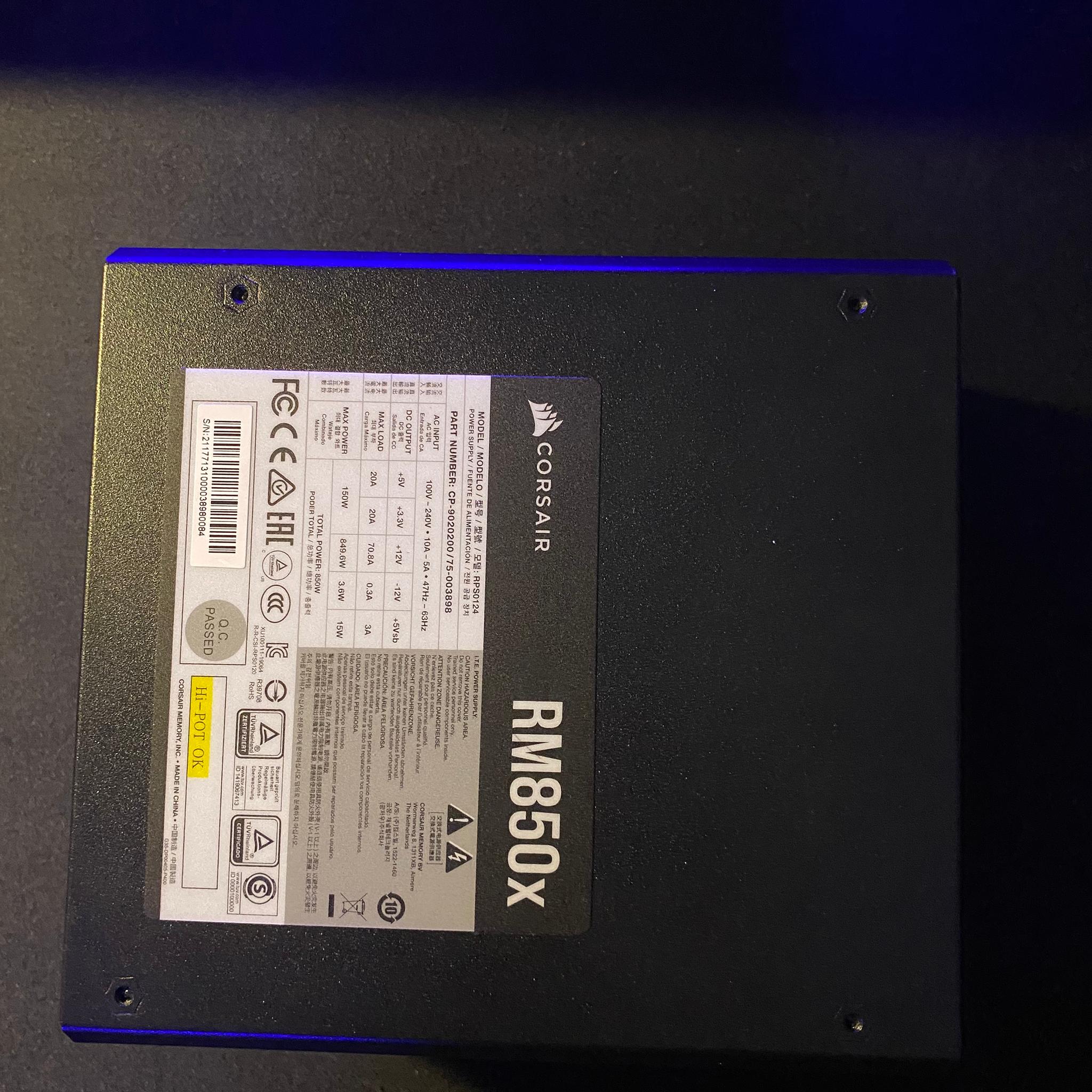 Corsair RMx Series™ RM850x / 850 Watt 80 PLUS Gold Fully Modular ATX PSU