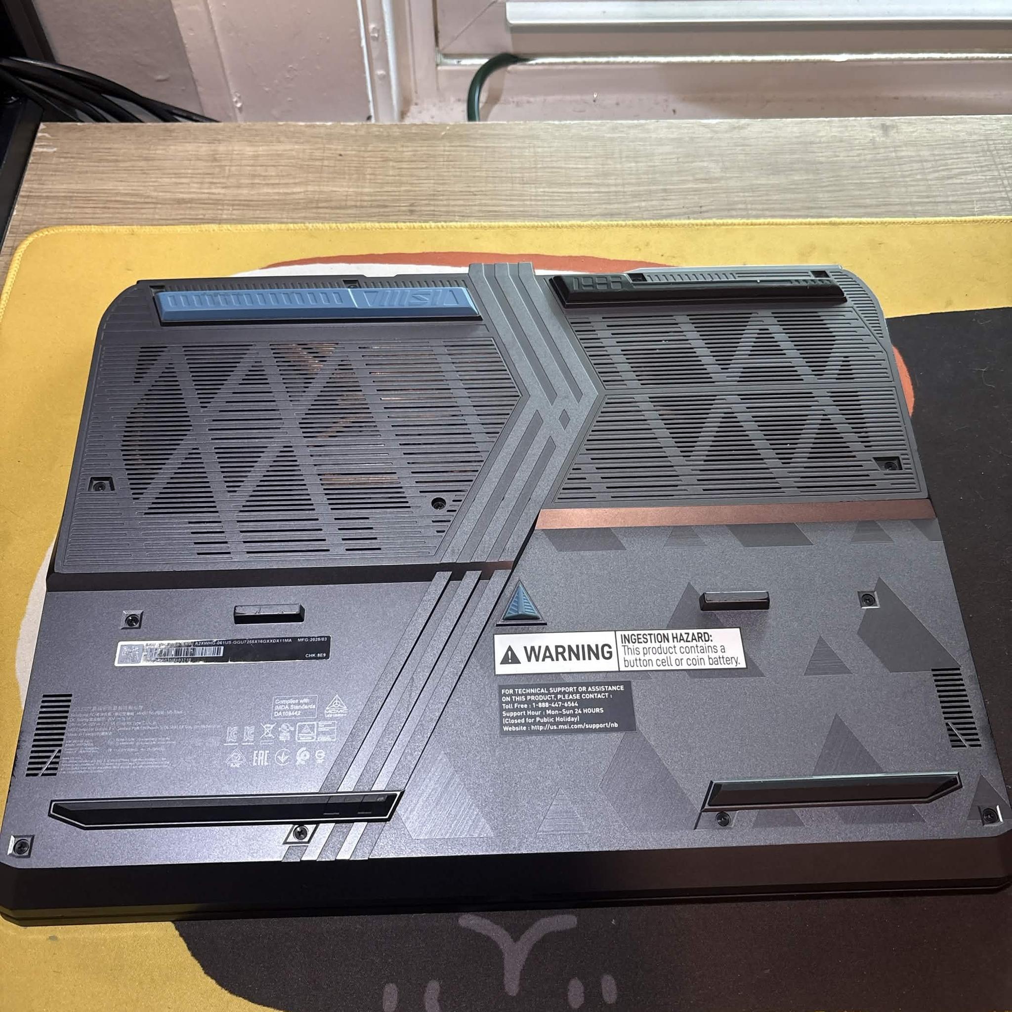 MSI Vector 16 HX AI Ultra 7 RTX 5070 Ti 16GB 2K 240Hz (NM)