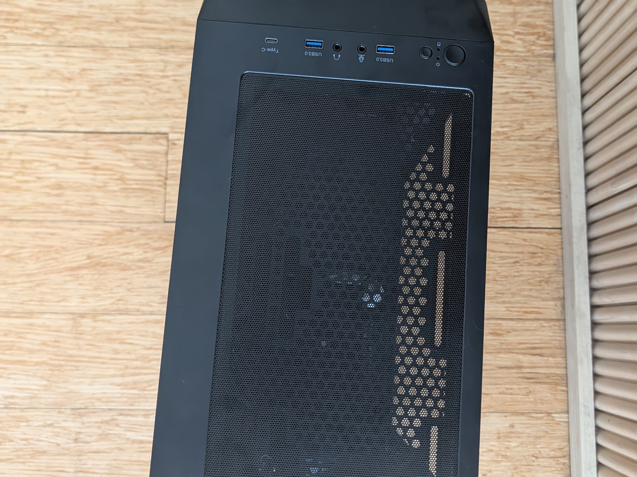 Custom Gaming PC | RX 6500 XT | I7 6700 | 16GB | 256GB NVME | |