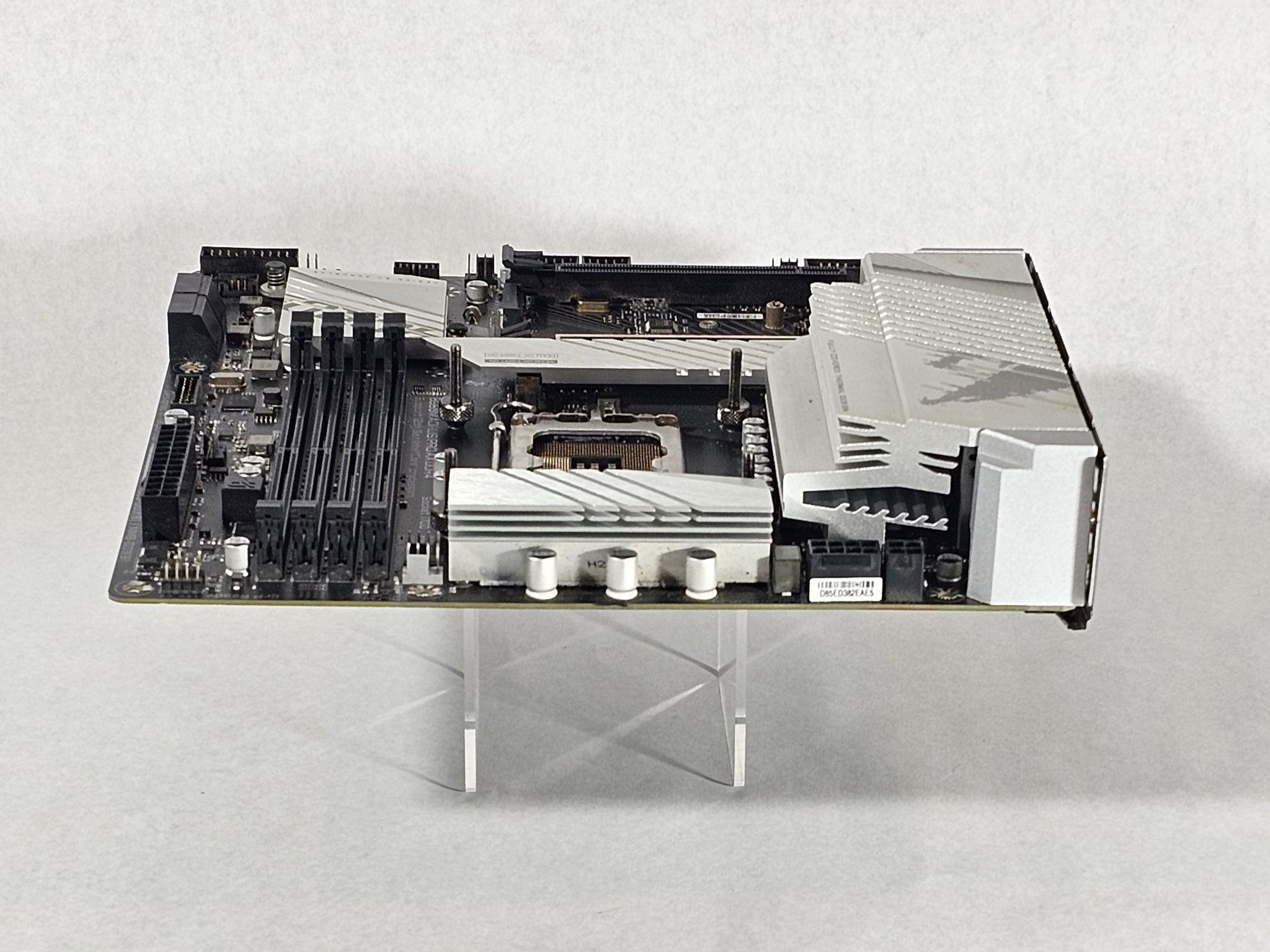 Gigabyte B660M AORUS PRO AX LGA1700 WIFI DDR4 Motherboard
