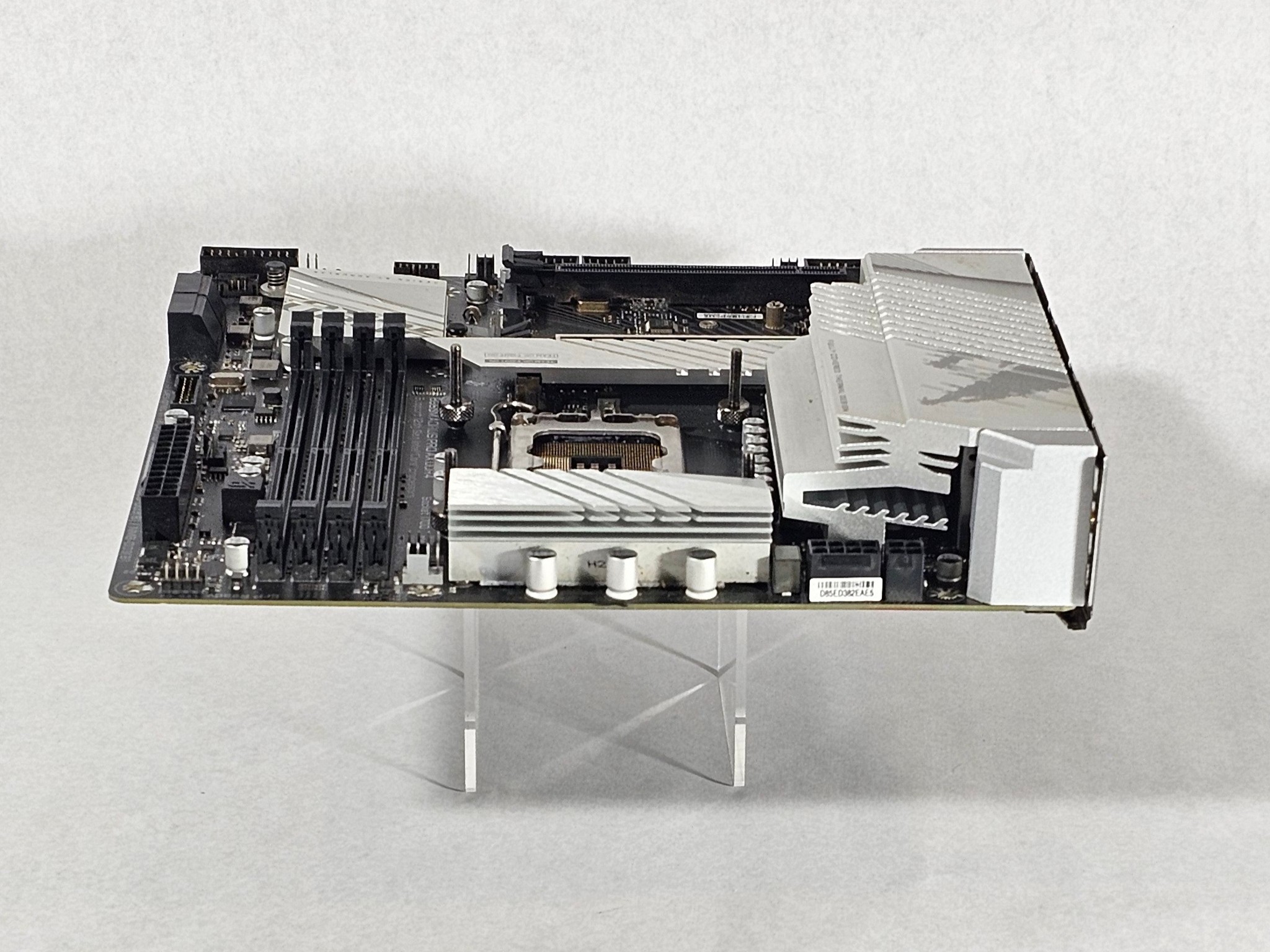 Gigabyte B660M AORUS PRO AX LGA1700 WIFI DDR4 Motherboard