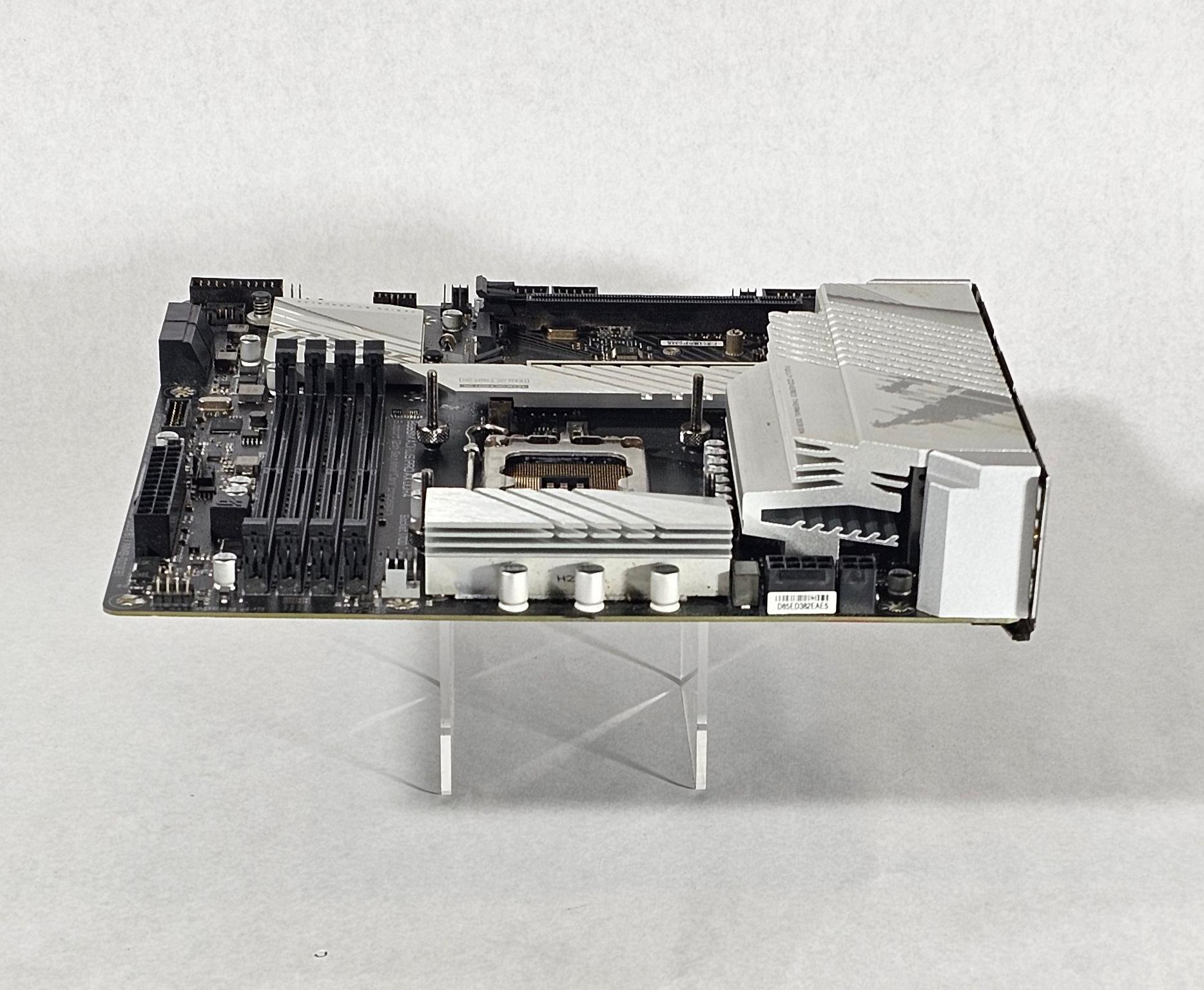 Gigabyte B660M AORUS PRO AX LGA1700 WIFI DDR4 Motherboard