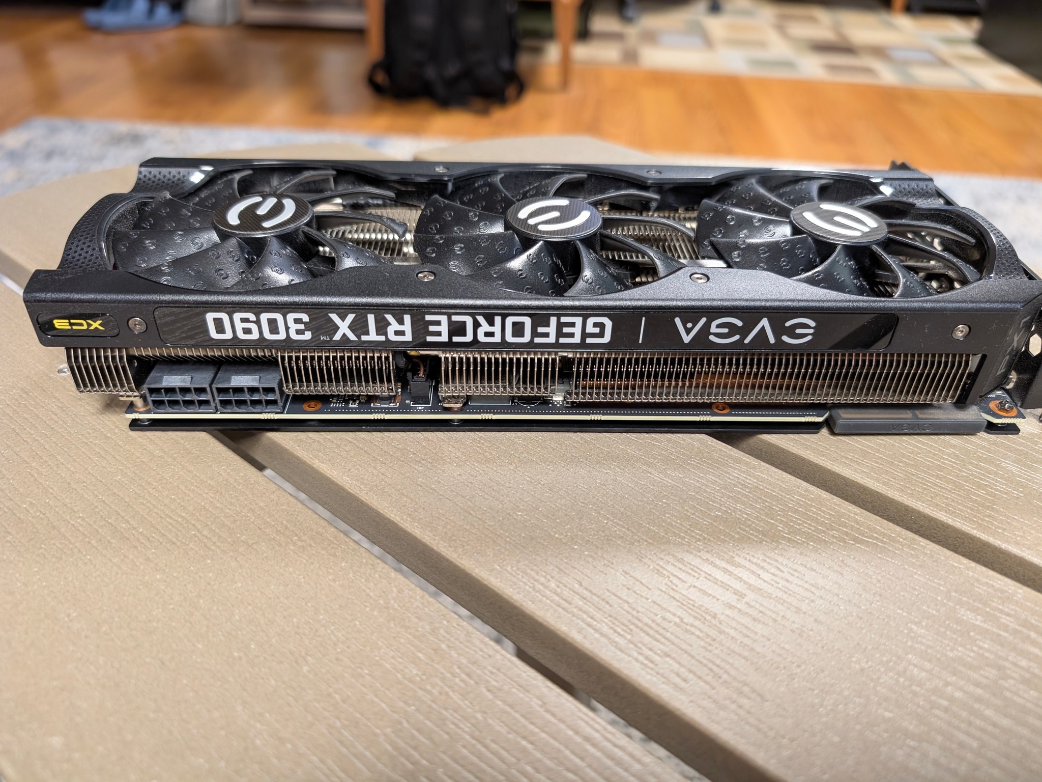 EVGA GeForce RTX 3090 XC3 ULTRA GAMING