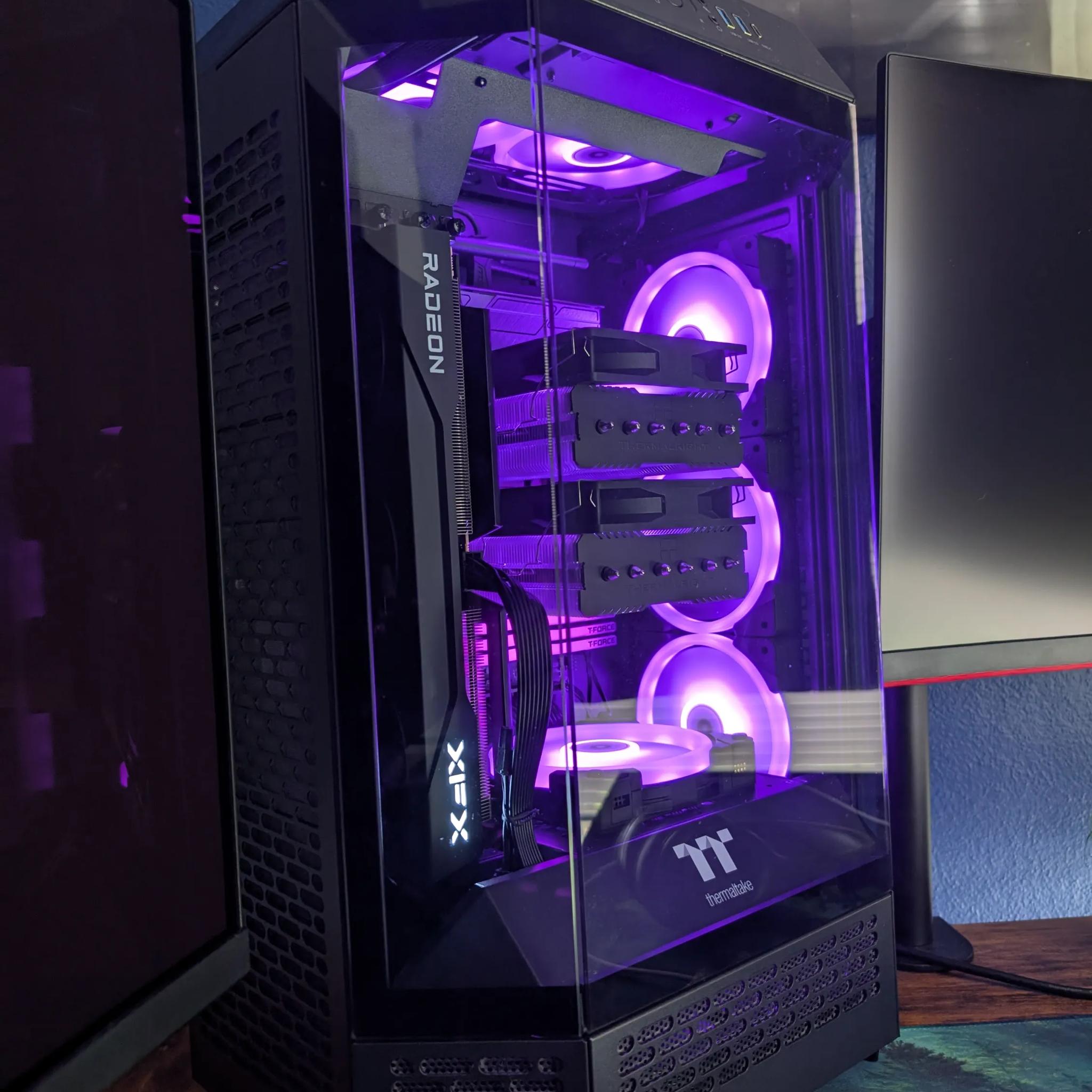 🍁Tower 300🍁 9060 XT 16GB + 5700X3D