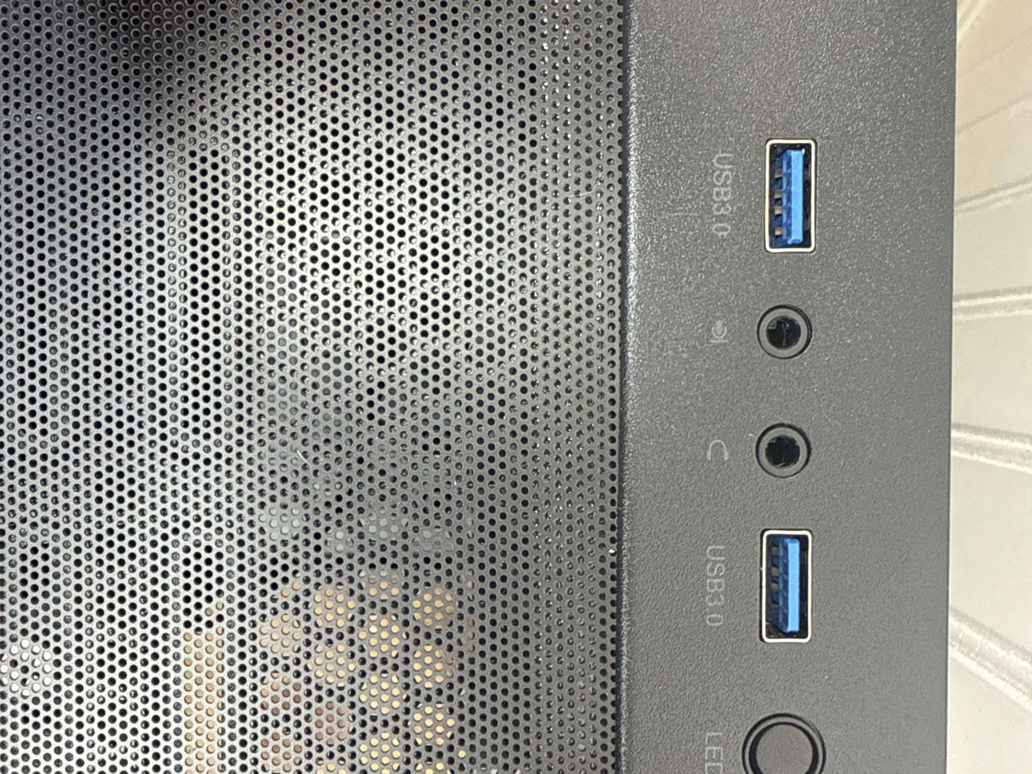 Shadow Stalker  i9-13900KF | RTX 5070 Ti | 64g DDR5 | Z790 | 2TB NVMe | 360 AIO | 1600 watt EVGA
