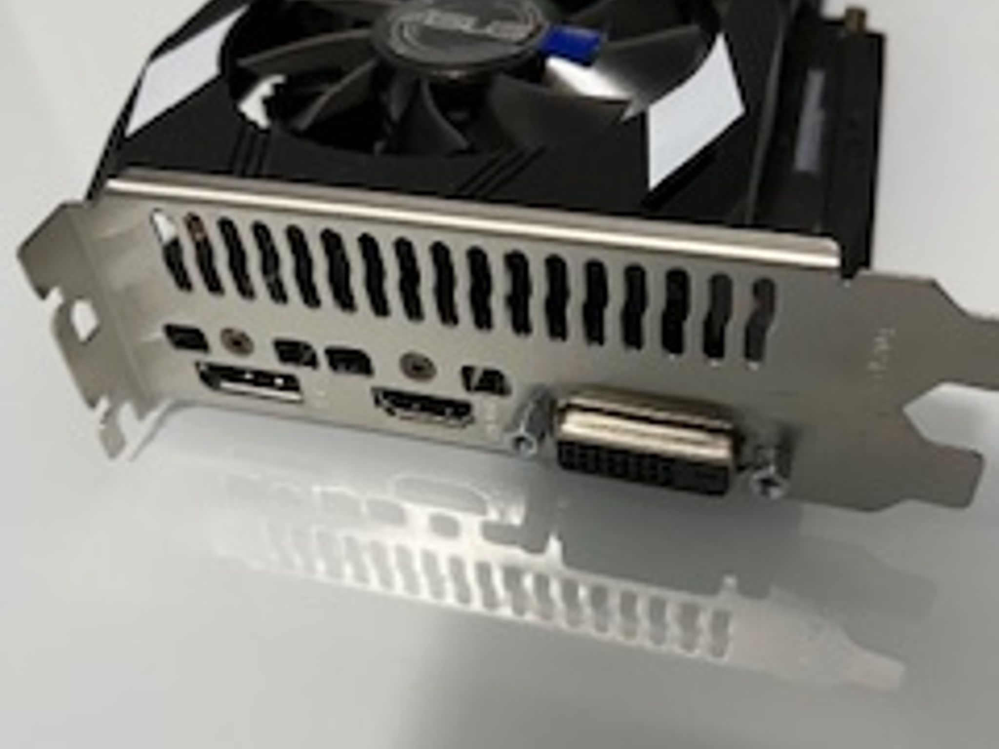 Asus DUAL GeForce RTX 3050 6GB