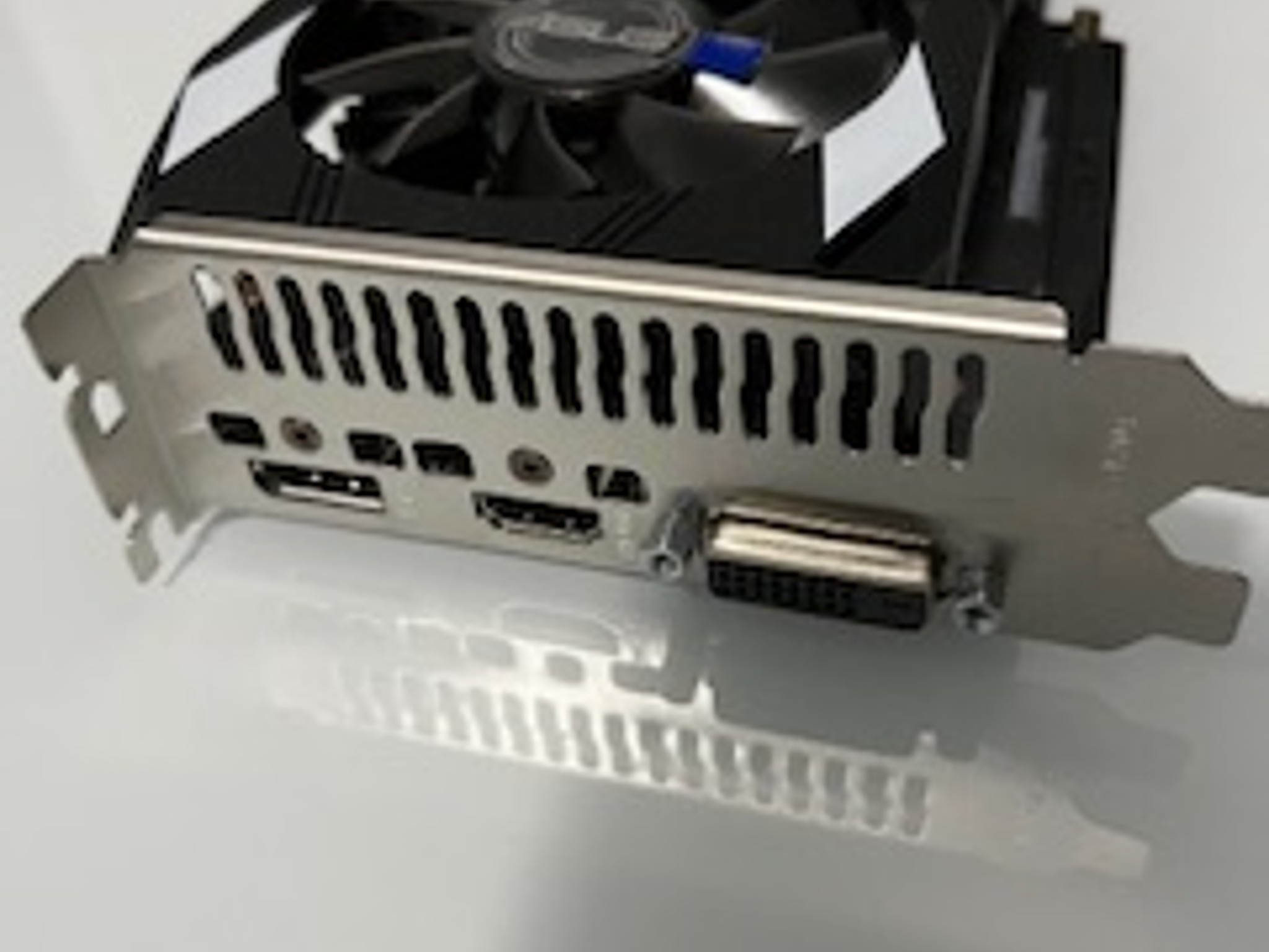 Asus DUAL GeForce RTX 3050 6GB