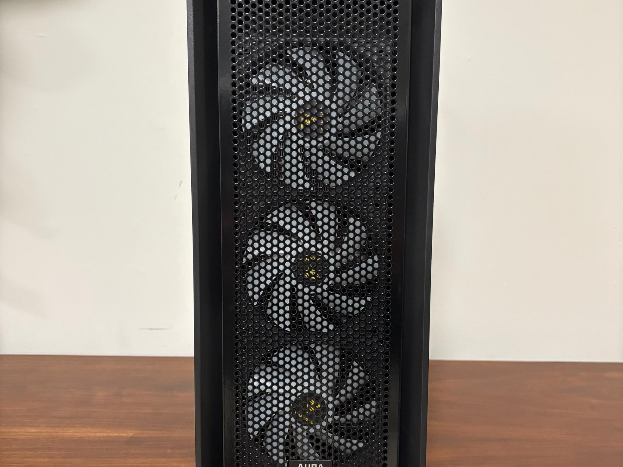 RTX 3070 | Ryzen 9 5900X | 32GB DDR4 | 1TB SSD | 700W PSU | 4 x Fans