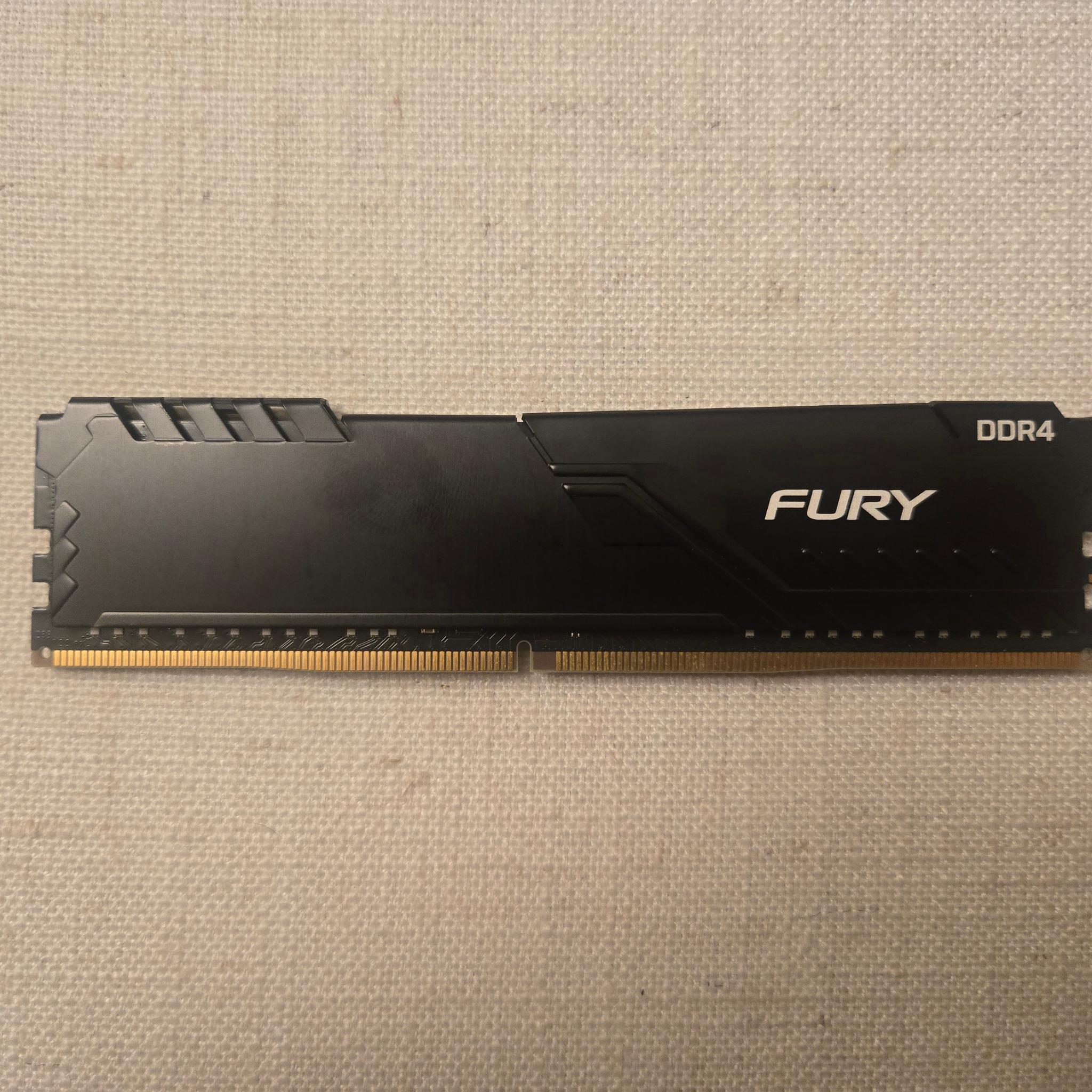 16GB DDR4-3200 (Kingston HyperX Fury) - Used