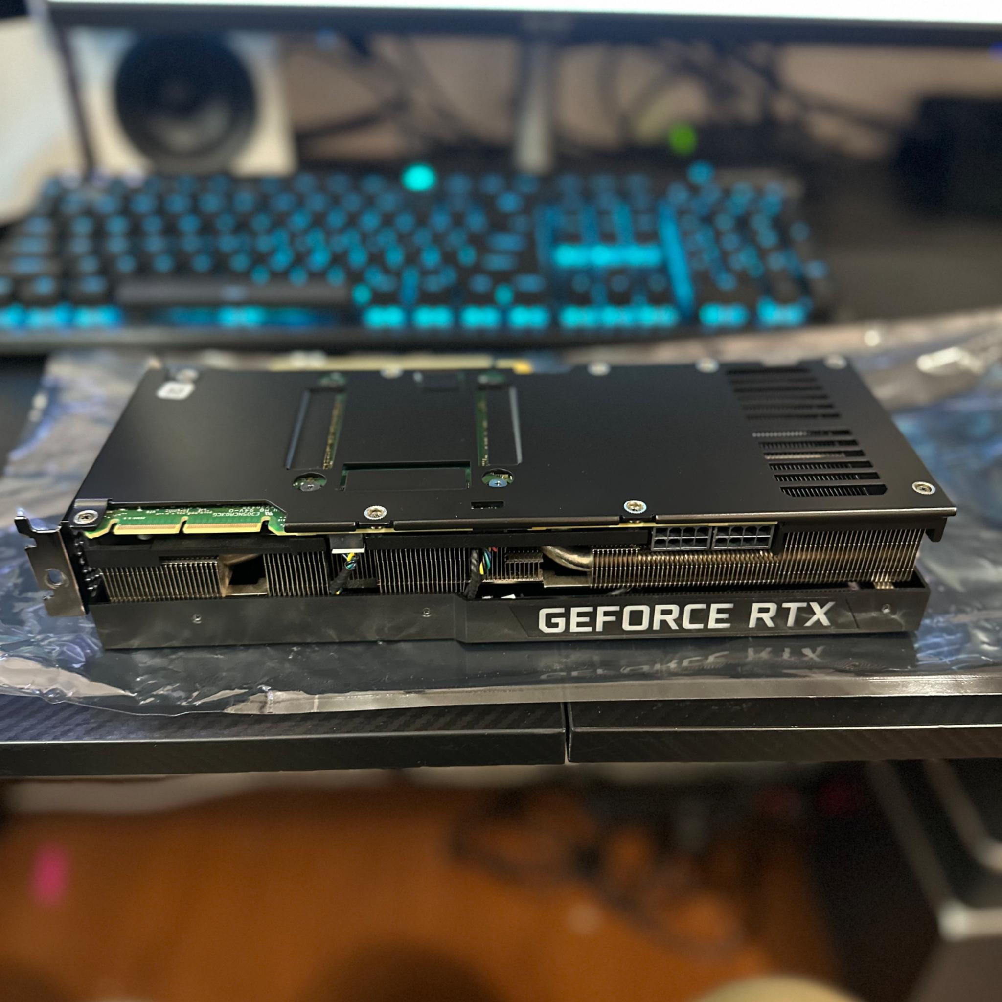 DELL ALIENWARE OEM NVIDIA GeForce RTX 3090 24GB GDDR6 Graphics Card GPU