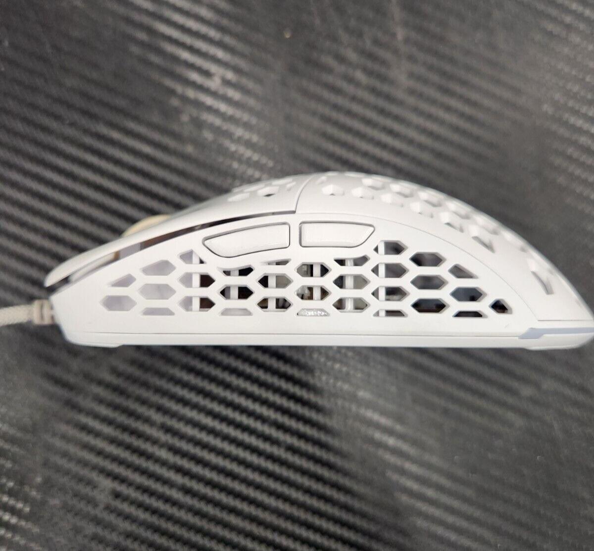 Periphio White USB Gaming Mouse (PERMCBX35)