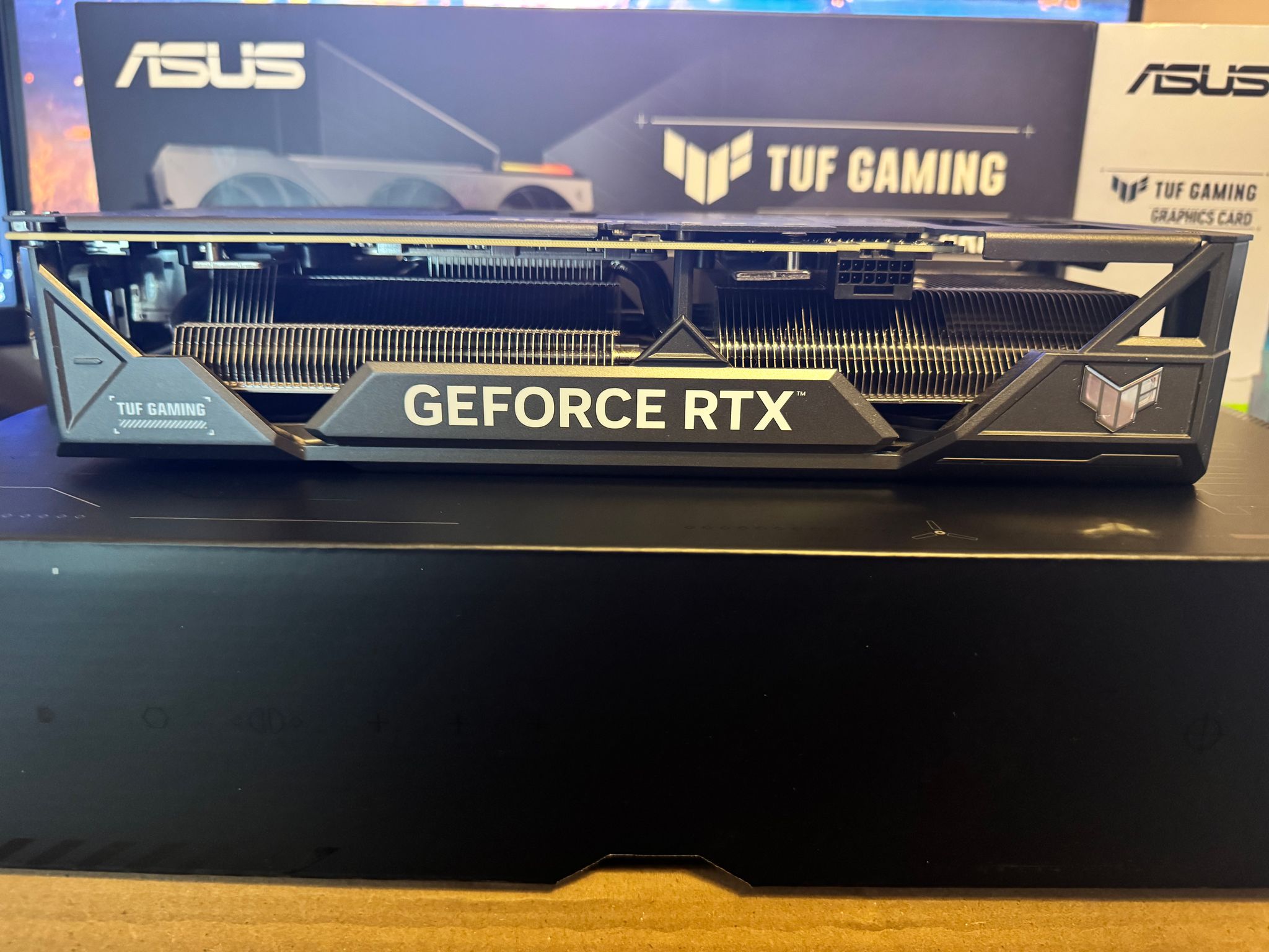 ASUS TUF Gaming NVIDIA GeForce RTX 4070 Ti SUPER
