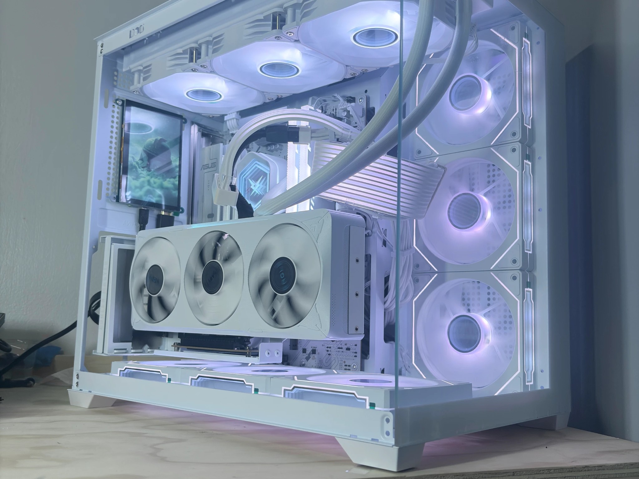 Prime Series High End Gaming PC / RTX 5070 + 9600X / NVMe SSD / Ready to Play!