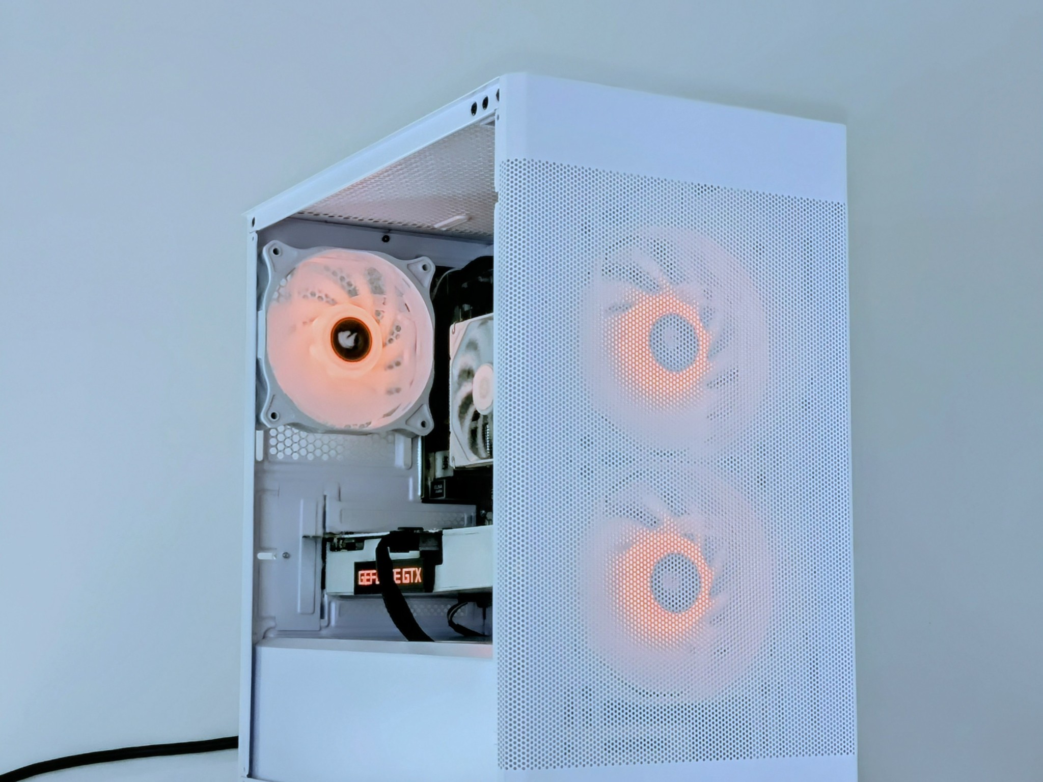 👻Ghost:1080p⚪️GTX 1070 8GB⚪️Ryzen 5@4GHz⚪️16GB DDR4⚪️128GB+500GB SSD⚪️700w PSU (w/ warranty)✅