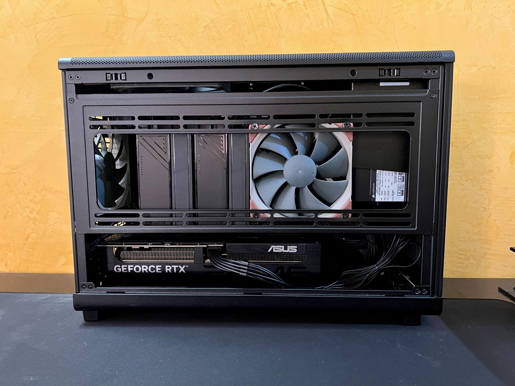 RTX 5060Ti 16GB, Ryzen 5 7600X, 32gb DDR5, Lian Li A3 Wood, 1tb SSD.