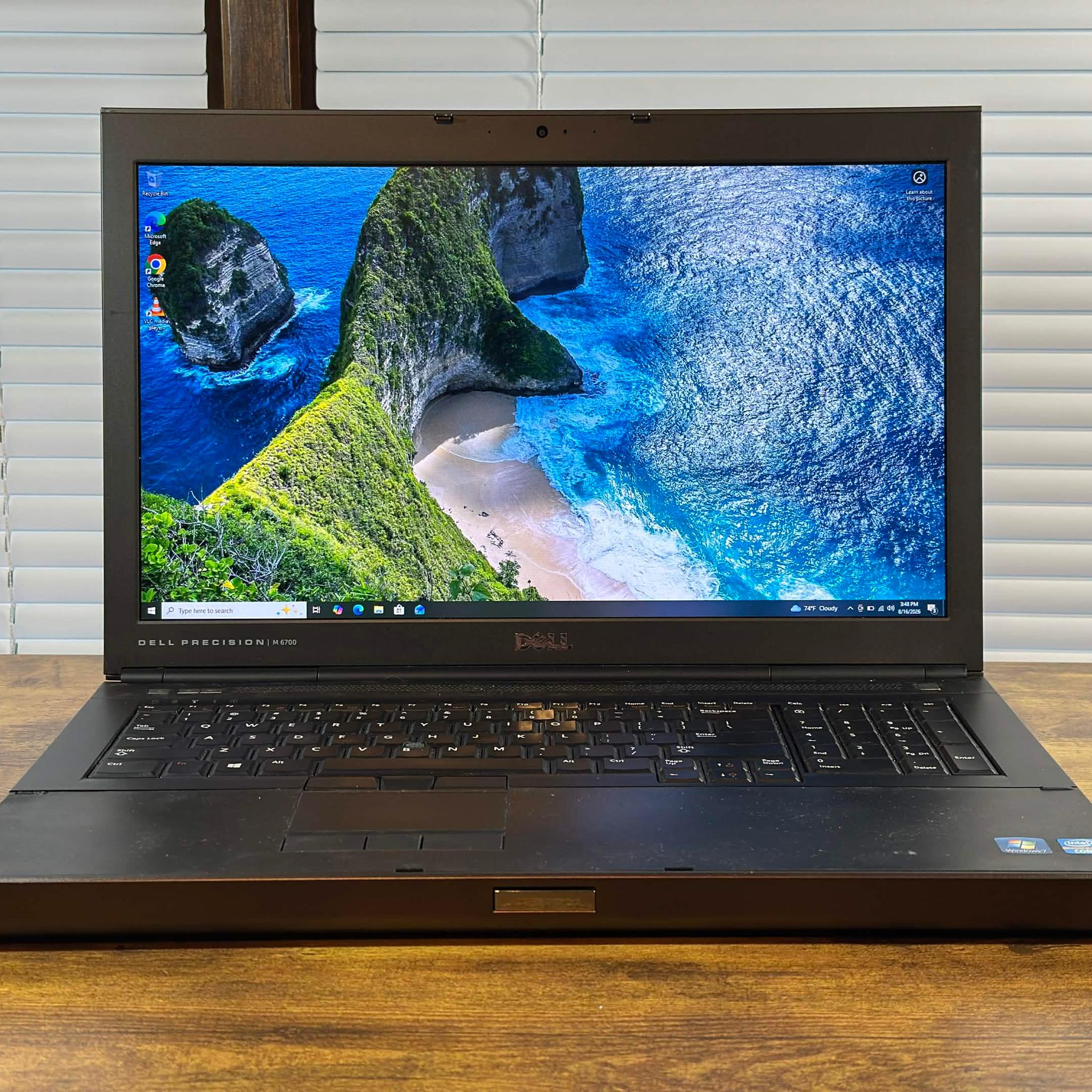 Dell Precision M6700 | Intel i7 3740QM | 24GB DDR3 | AMD M6000 2GB | SSD+HDD | Win10 | Gaming Laptop