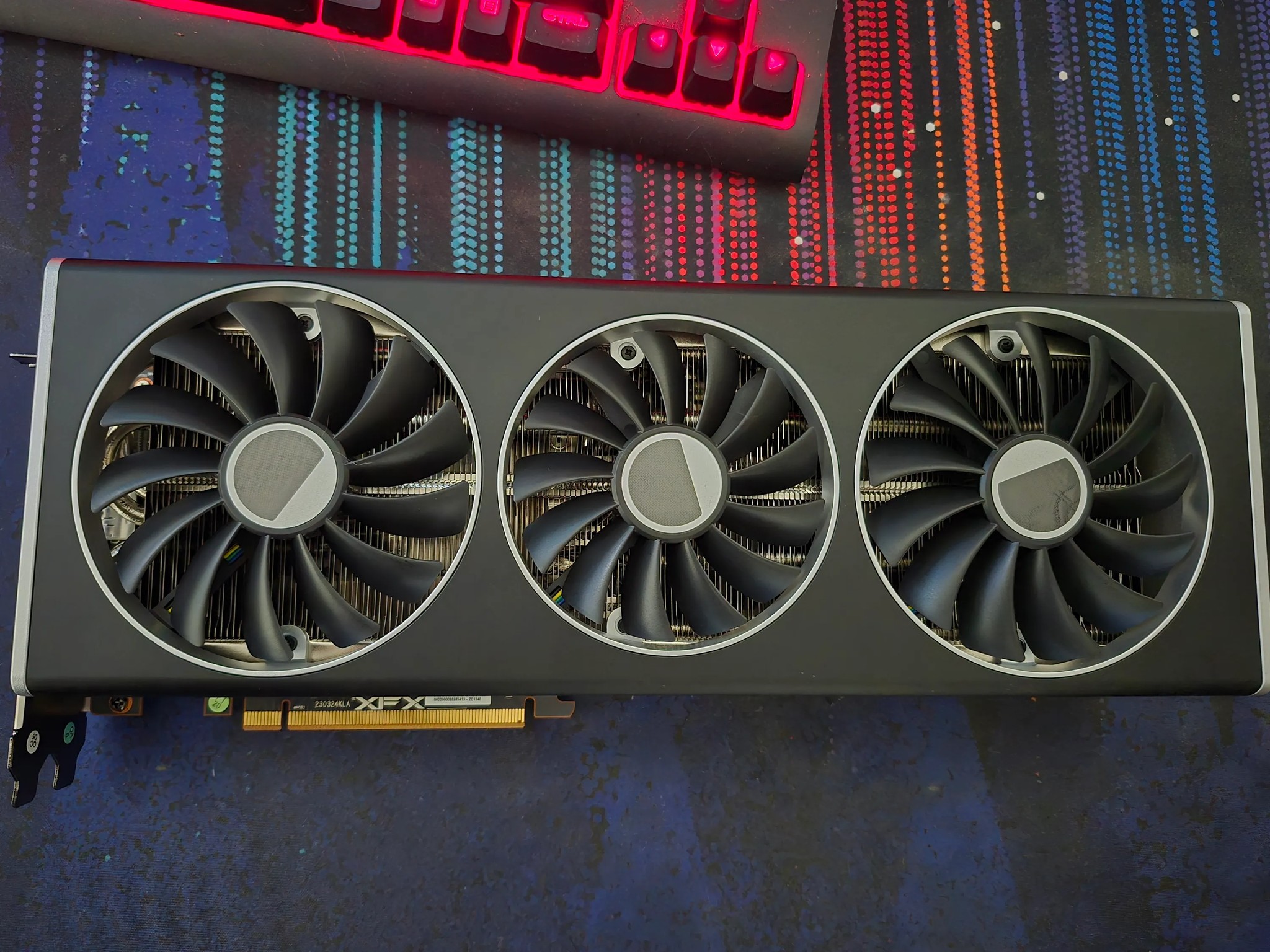 XFX RX 7800XT MERC 319