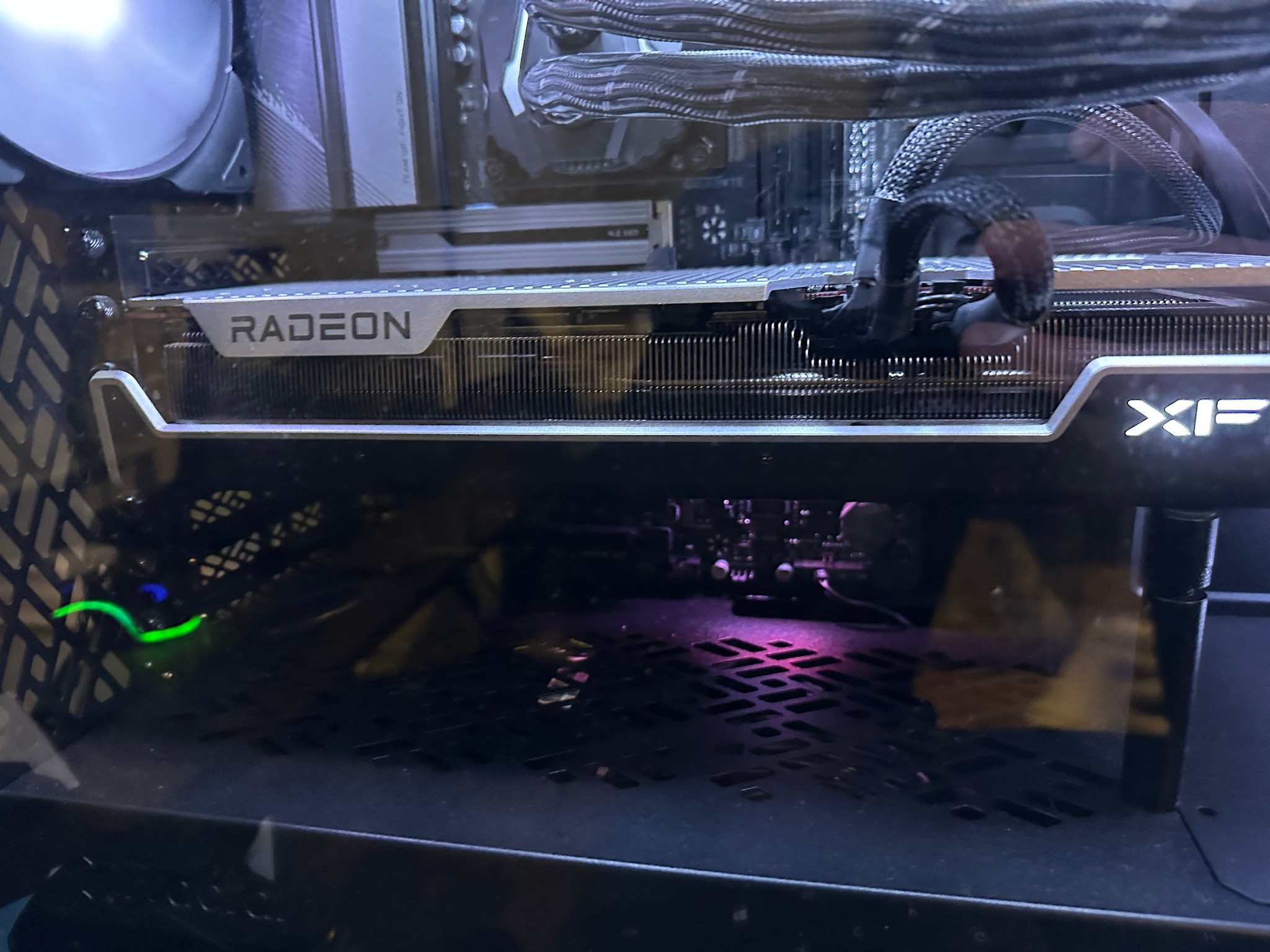 XFX Merc 319 7800 XT 16 GB VRAM
