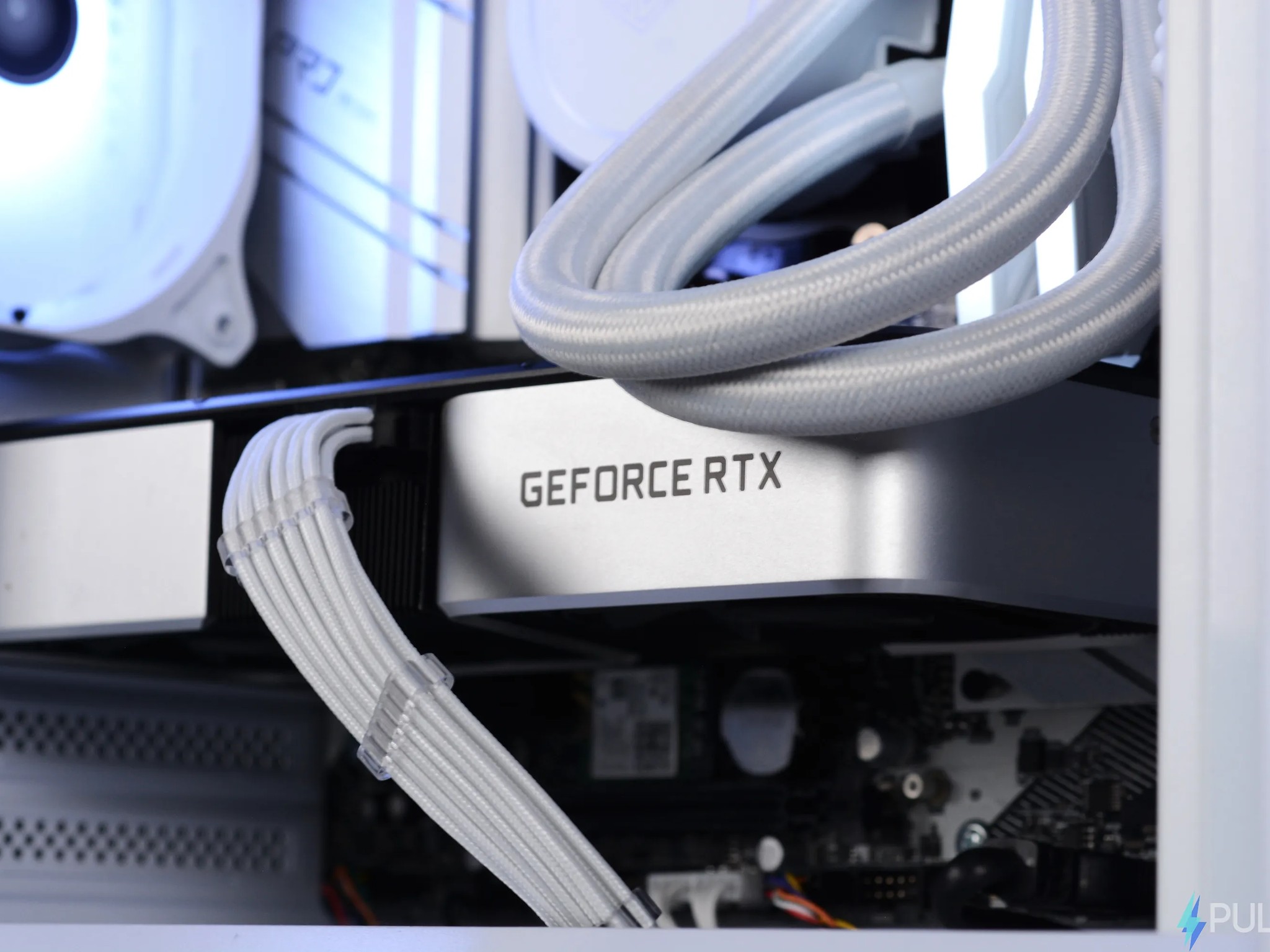 ⚪⚪ REBEL: RTX 3060 TI Founders + Ryzen 5 + 16GB + 1TB