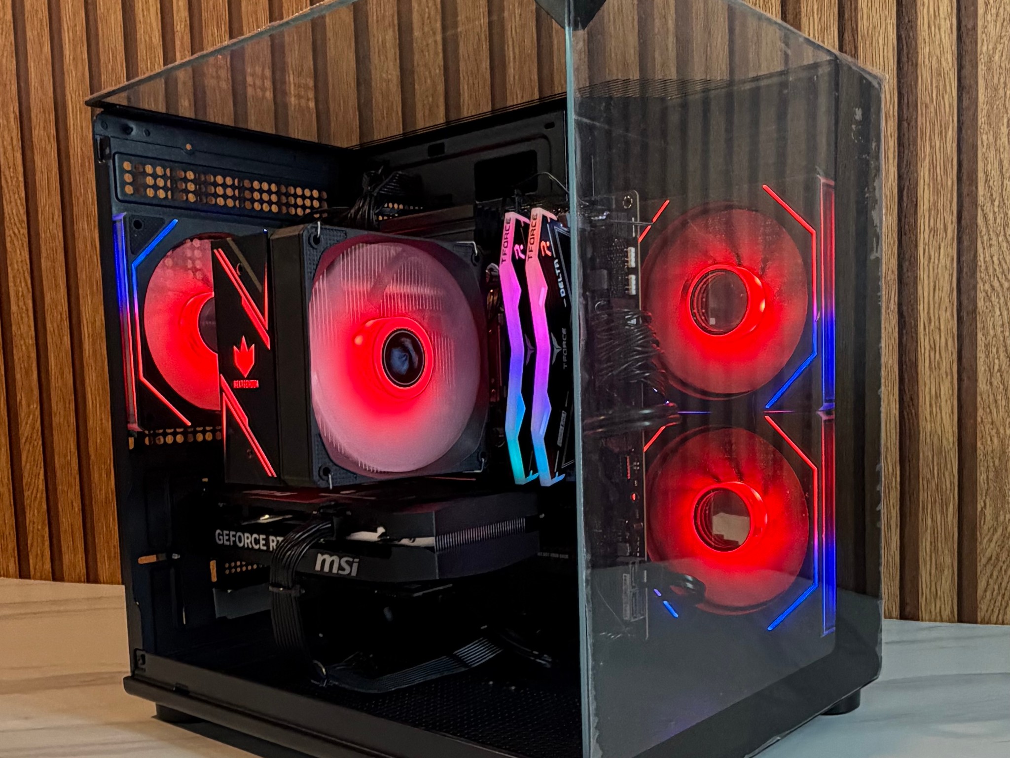 RTX 5060 | RYZEN 5 7600X | 16GB DDR5 | 1TB NVME | 650W