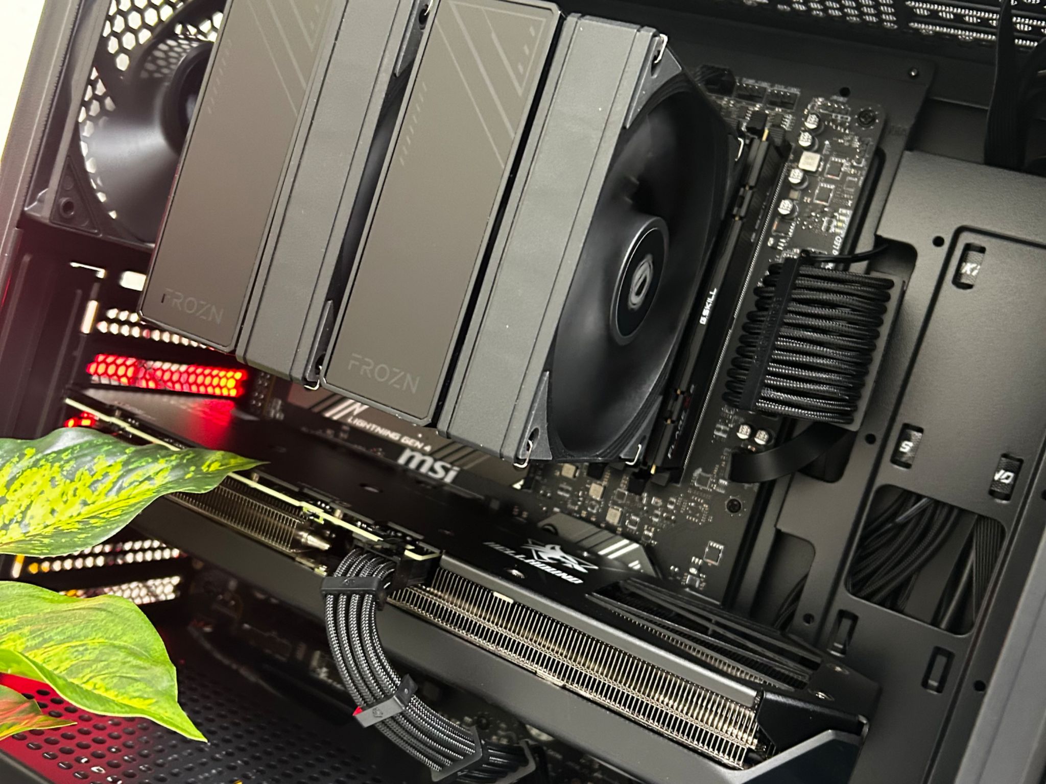 🖤Ryzen 5 7600X – RX 9060 XT 16GB -Wood - 32GB/ 1TB / 750 W Gold🐺⚙️