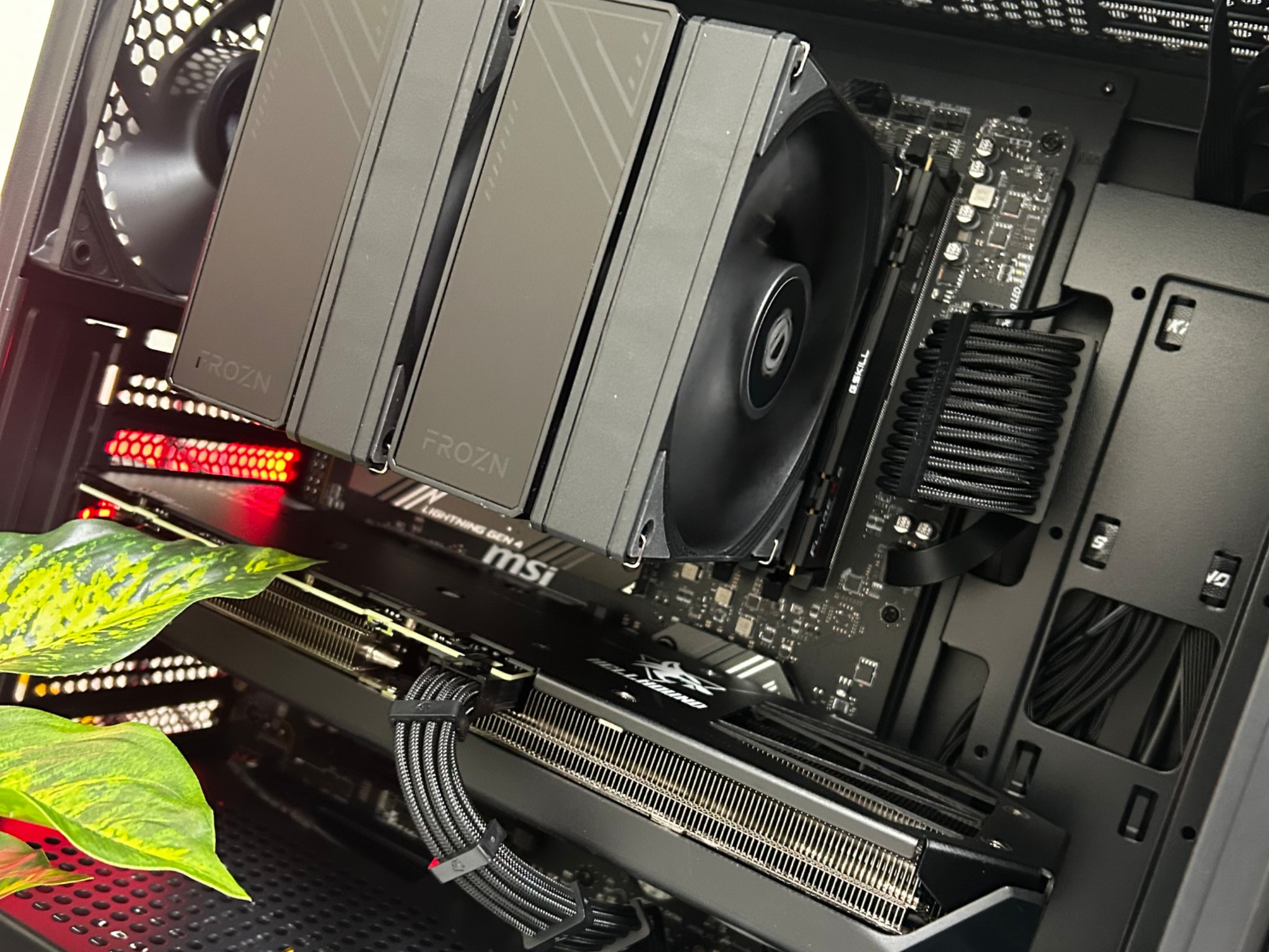 🖤Ryzen 5 7600X – RX 9060 XT 16GB -Wood - 32GB/ 1TB / 750 W Gold🐺⚙️