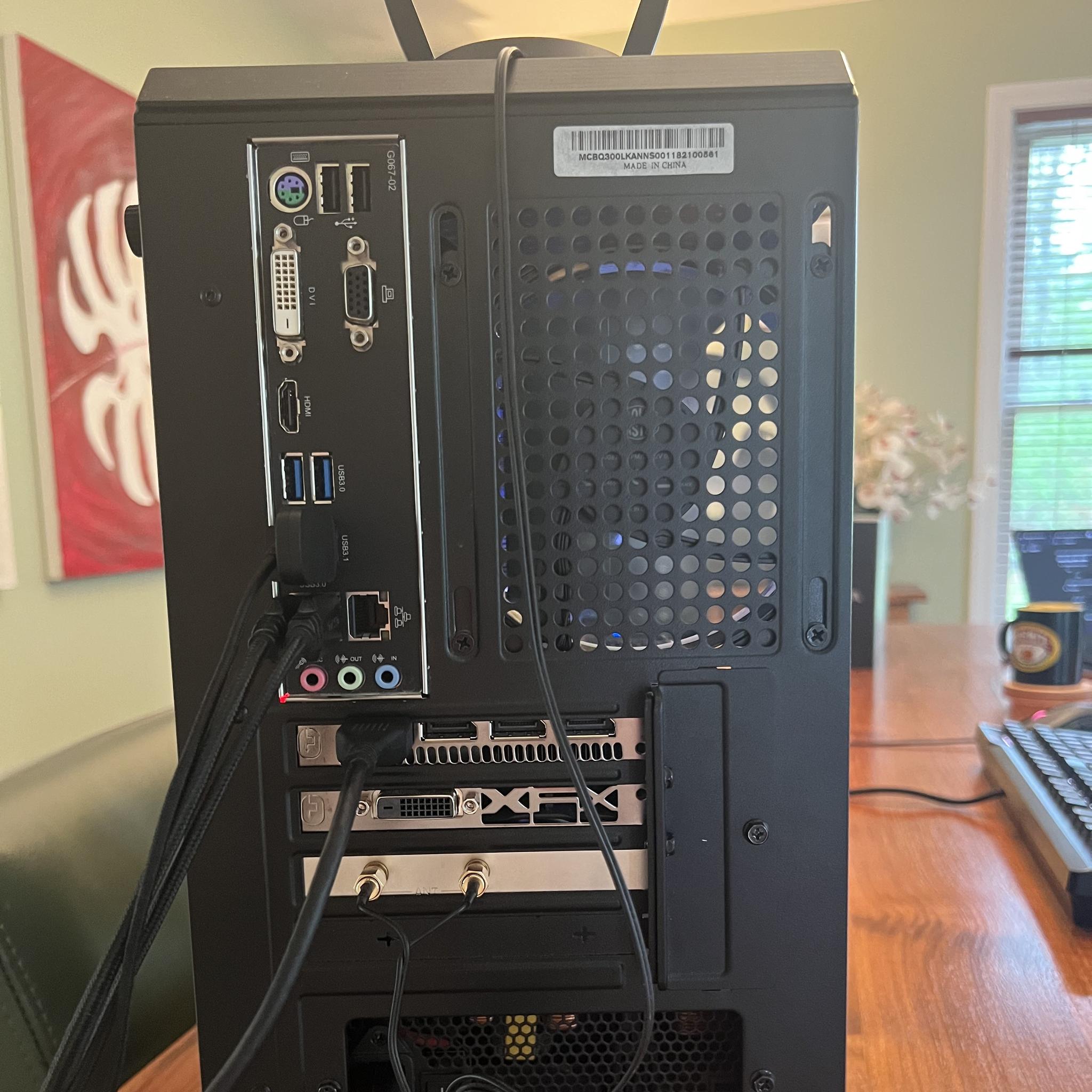 RX 580 8GB | Ryzen 7 2700x | 1 TB NVMe SSD - Used Gaming PC