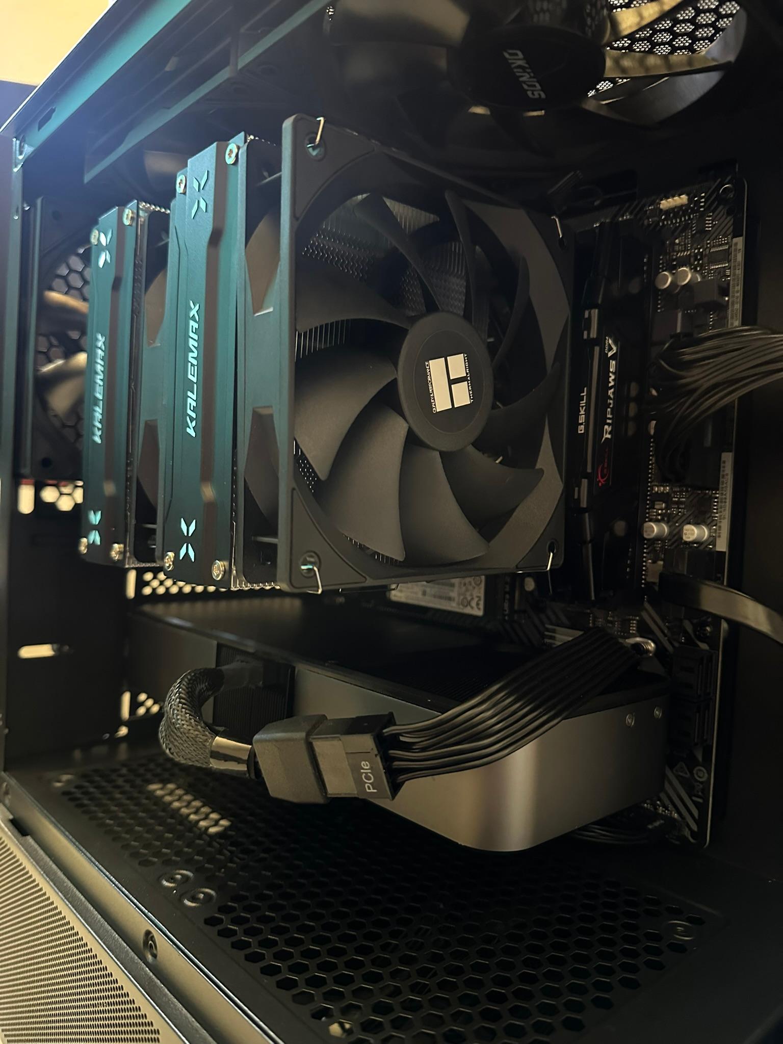 NO RGB Gaming PC - Ryzen 7 3800X / RTX 3070 / 1TB NVME / 32GB RAM