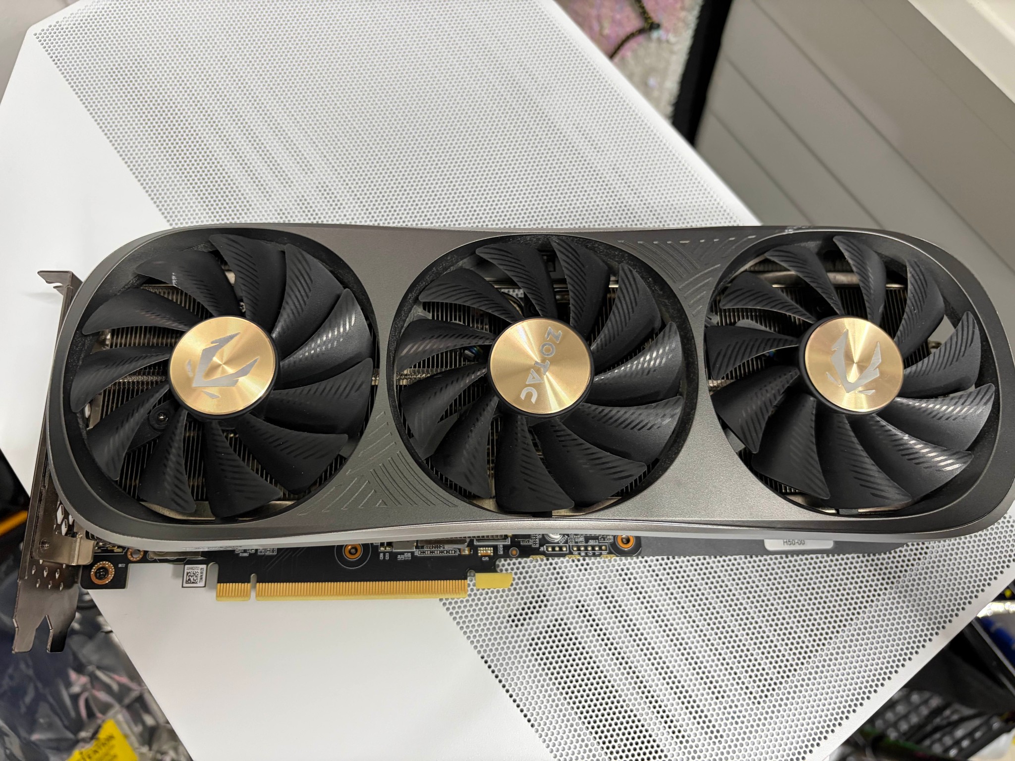 ZOTAC GAMING GeForce RTX 4070 Ti Trinity OC 12GB GDDR6X