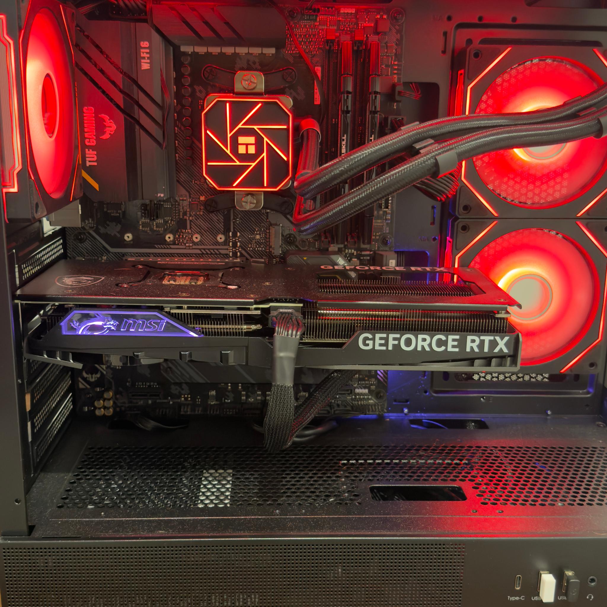 Ryzen 7 5800X | RTX 4070 SUPER | 32GB RAM