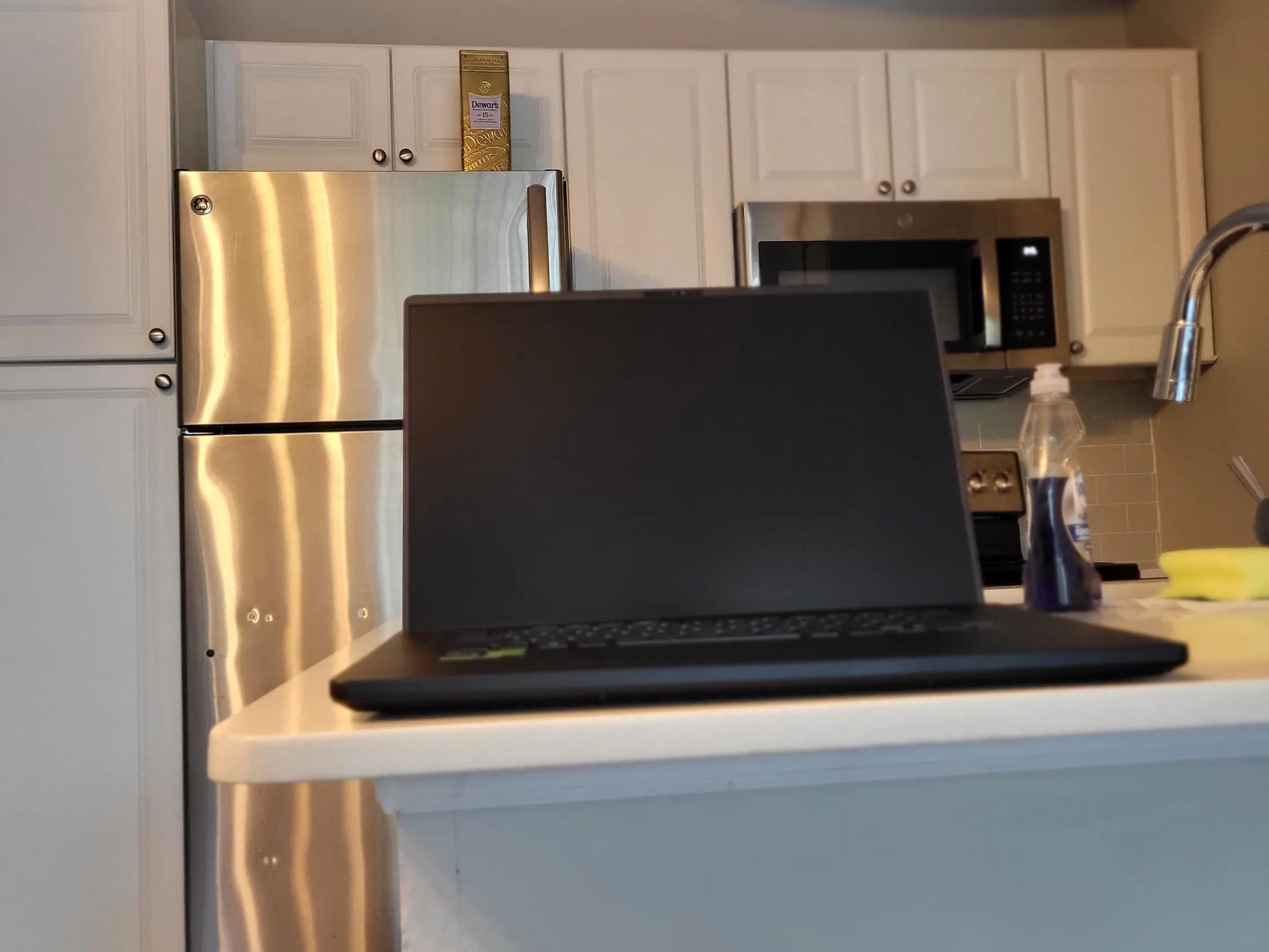 ROG Zephyrus M16 13th Gen Intel(R) Core(TM) i9-13900H   2.60 GHz RTX 4070 1TB SSD