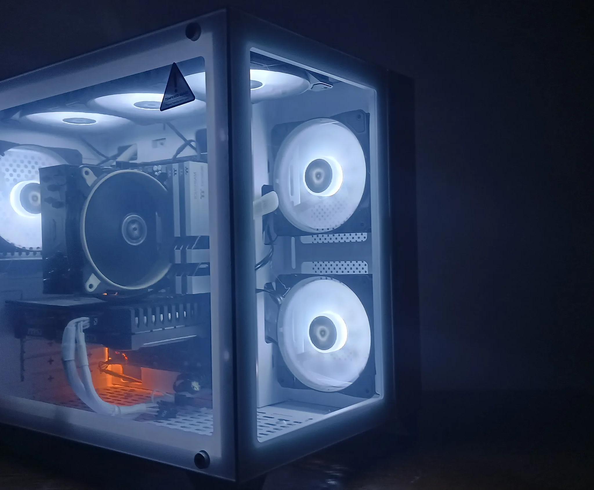 GTX 1660TI Ryzen 5 3600 GAMING PC