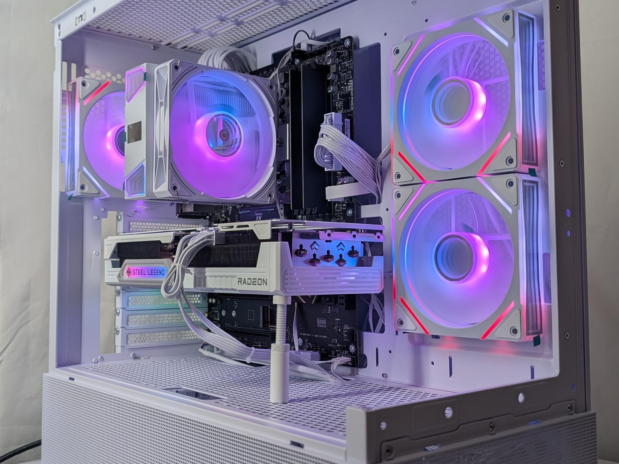 ALL WHITE | 9070XT 16GB | RYZEN 5 7500F | 1000W POWER SUPPLY