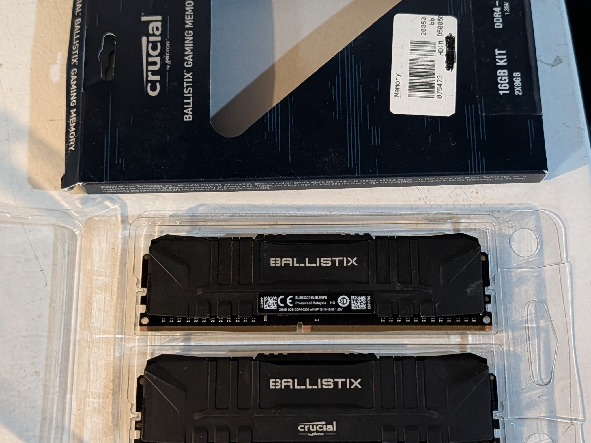 DDR4 Crucial 16GB (2x8GB) 3200 CL16
