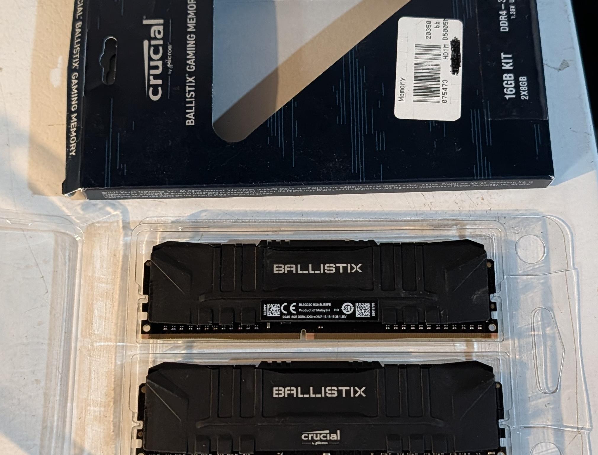Crucial 16GB (2x8GB) DDR4 3200 CL16